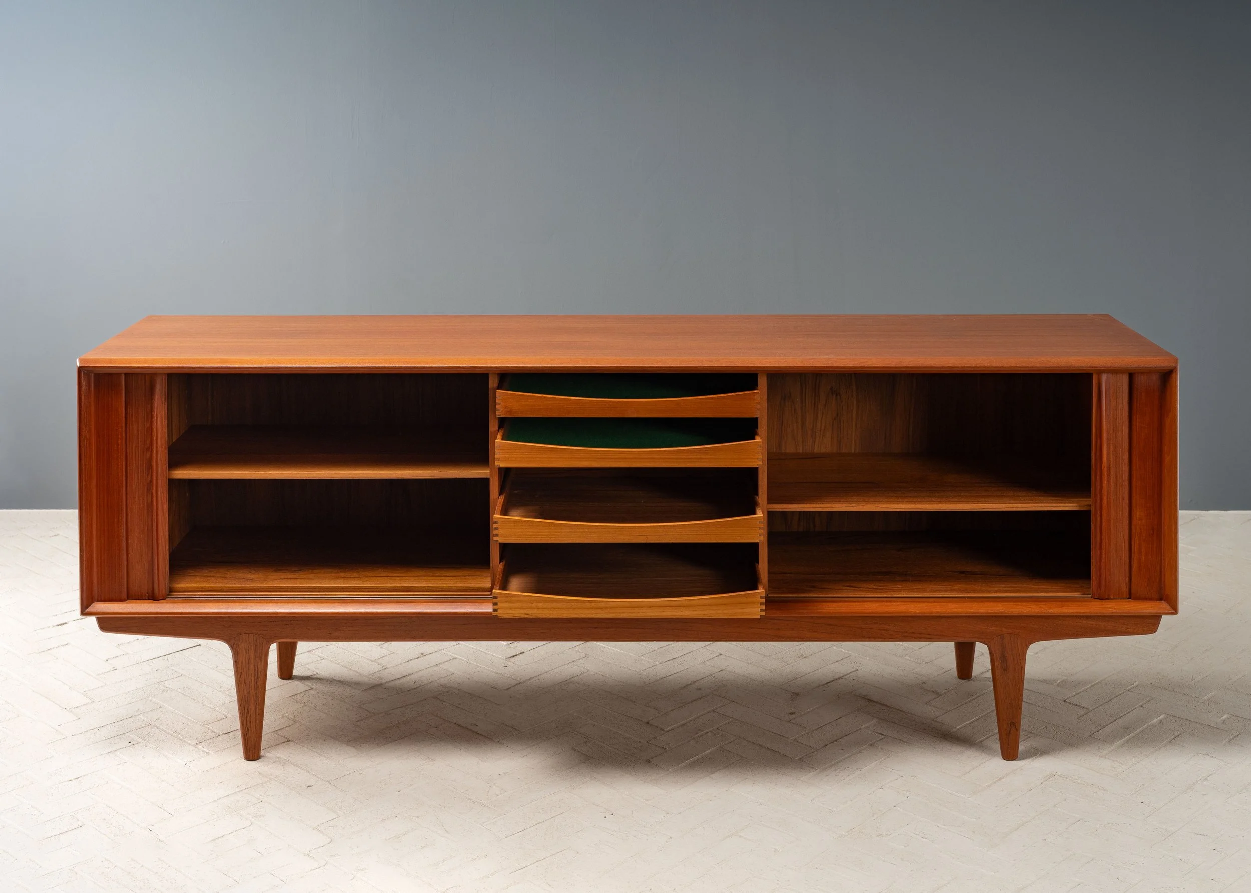 bernhard-pedersen-long-teak-sideboard-resideinc-3.jpg