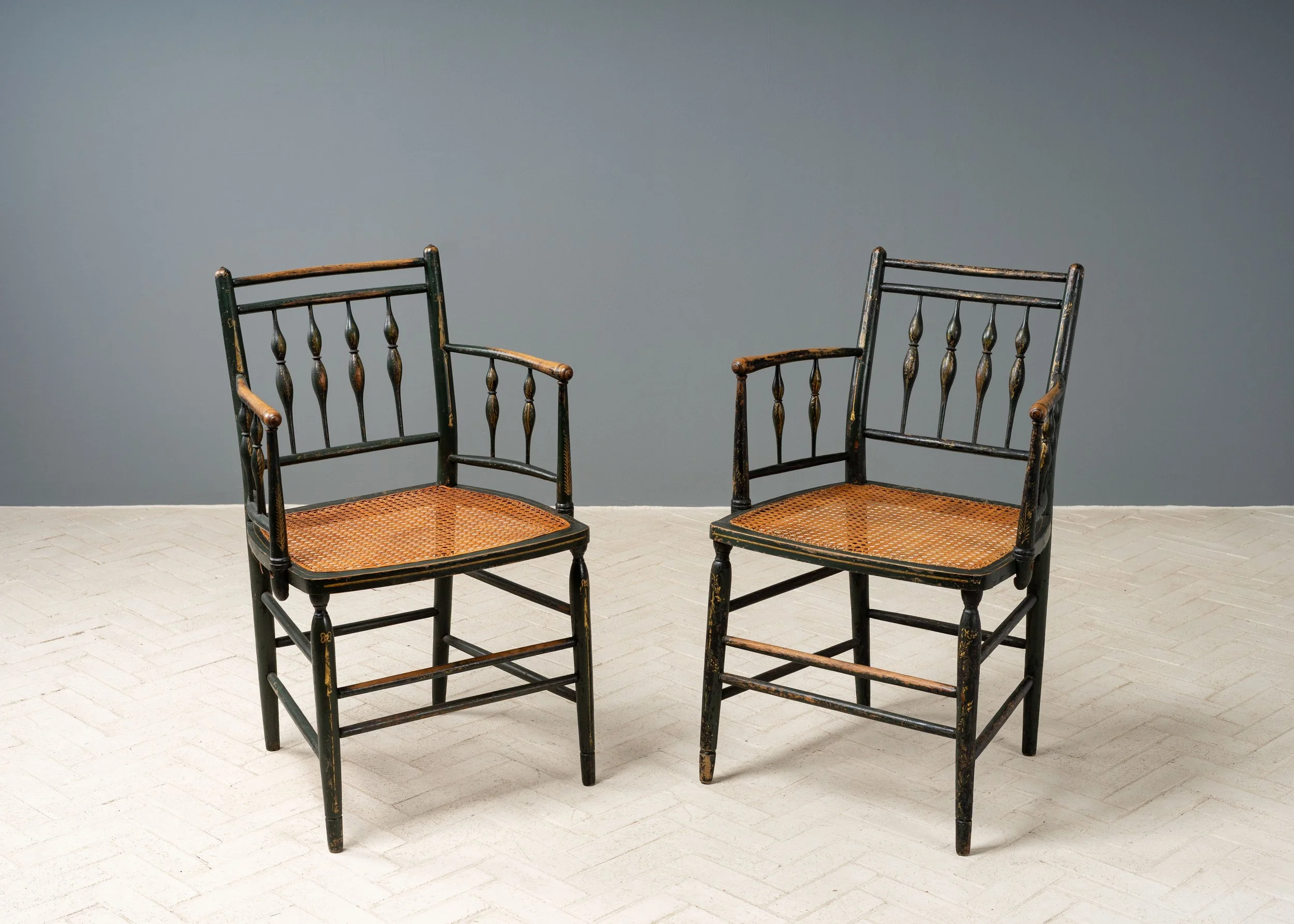 set-of-8-green-arts-crafts-dining-chairs-resideinc-5.jpg