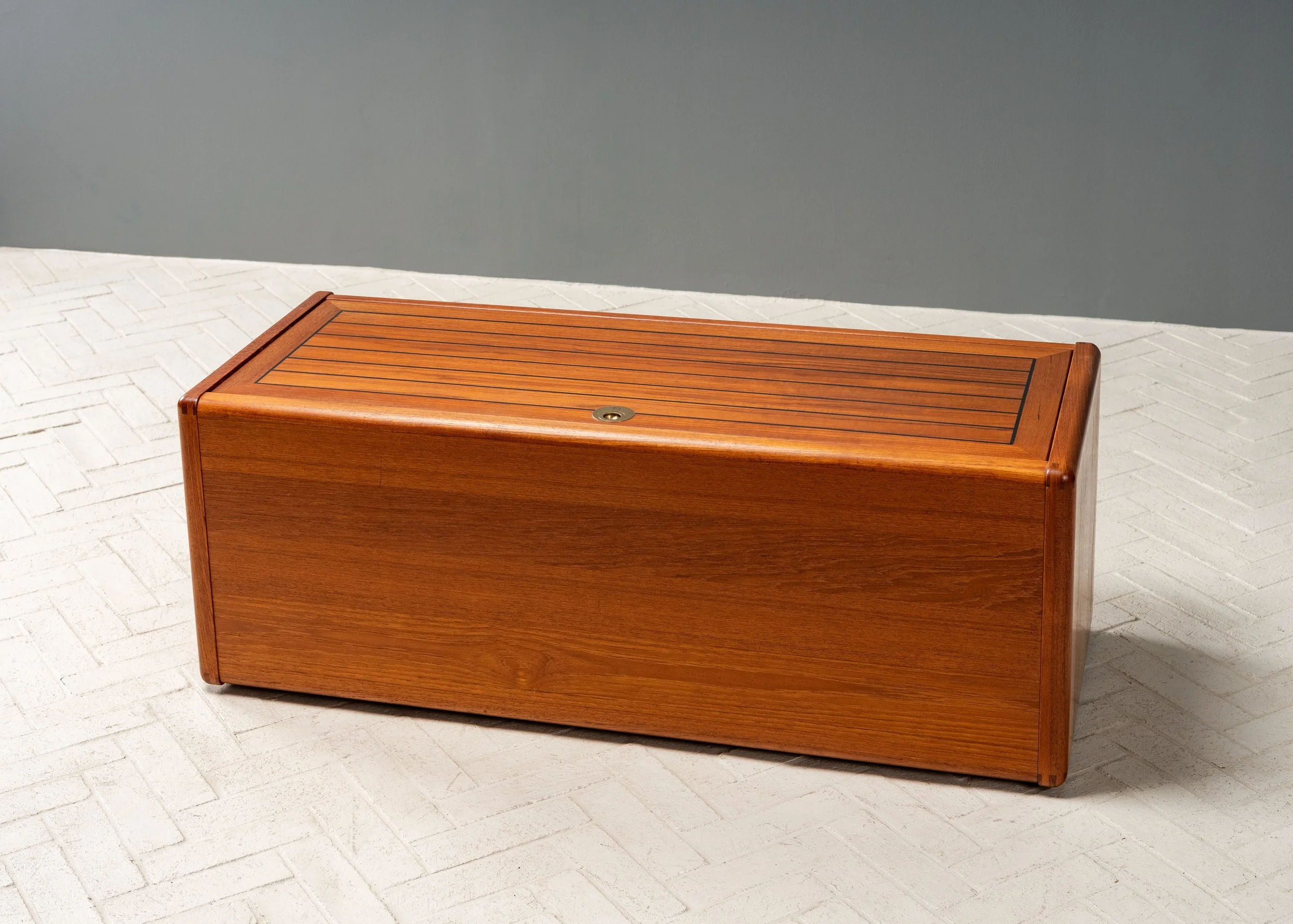 teak-blanket-chest-resideinc-2.jpg