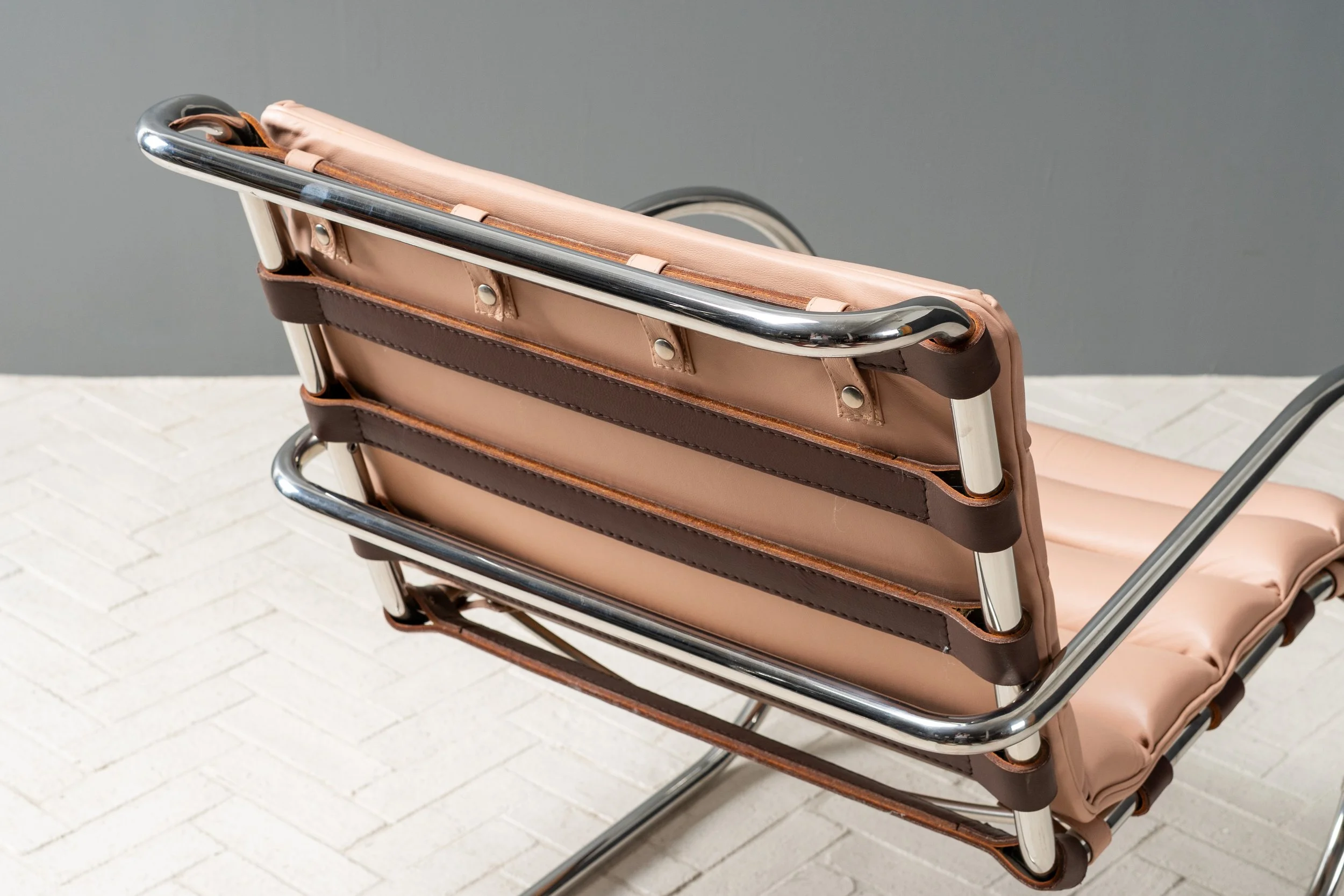 pair-of-knoll-mr-chairs-resideinc-17.jpg