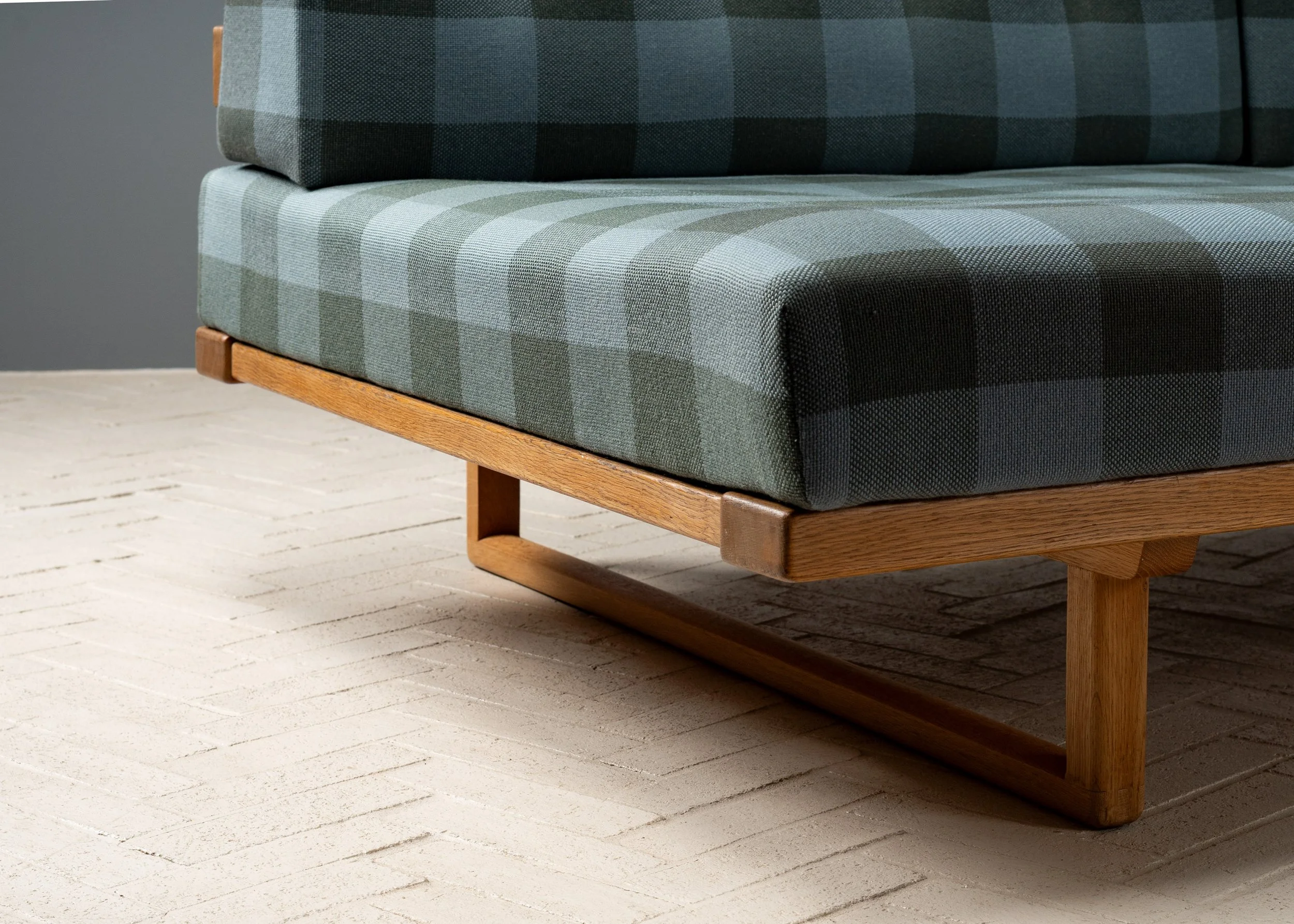 borge-mogensen-oak-daybed-resideinc-12.jpg