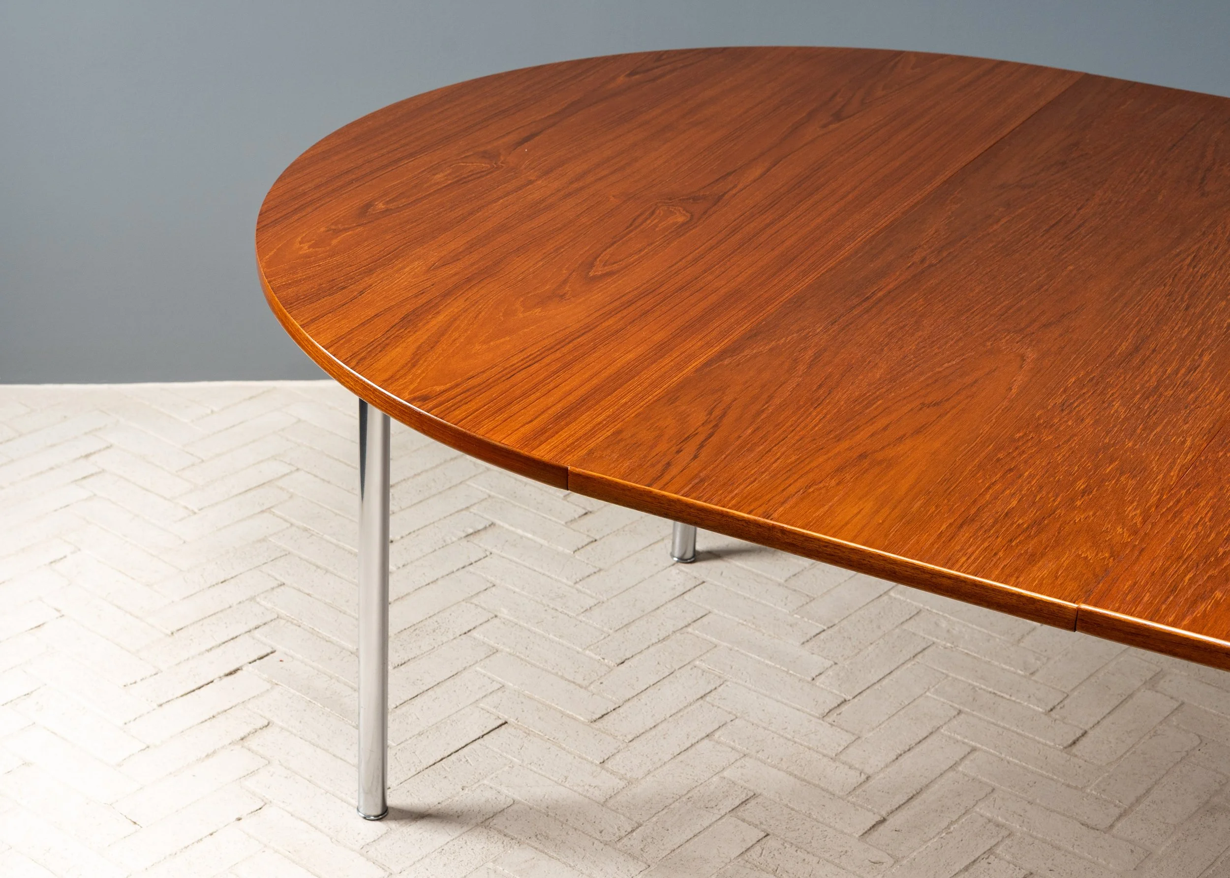 wegner-round-teak-dining-table-resideinc-8.jpg