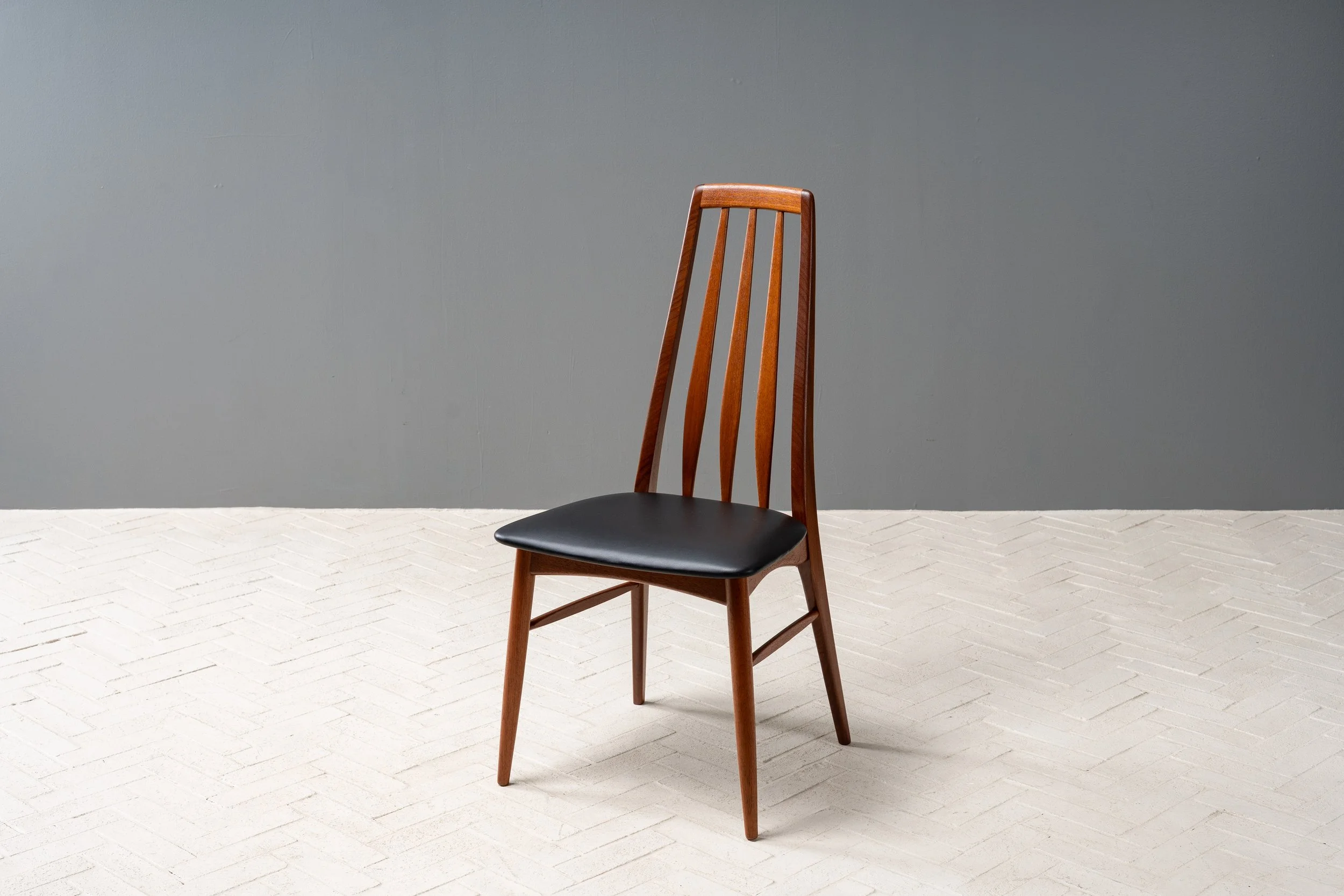 set-of-6-hornslet-teak-dining-chairs-resideinc-7.jpg