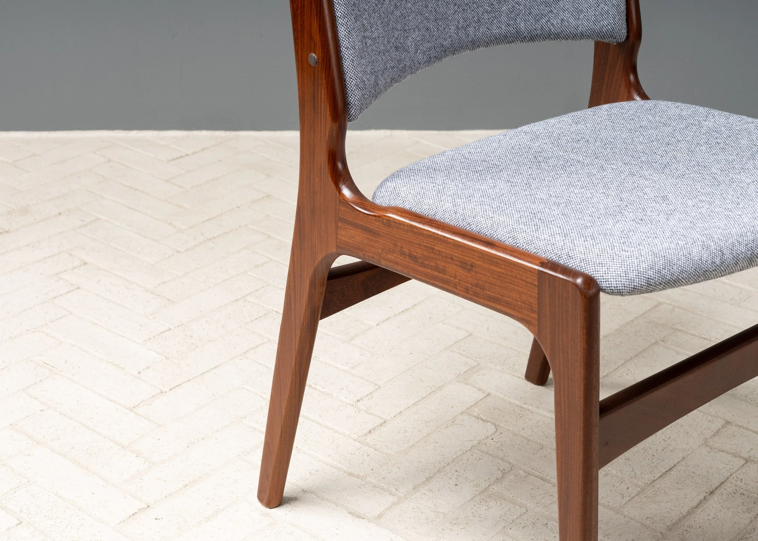 set-of-8-erik-buch-model-89-teak-dining-chairs-reside-inc-18.jpg