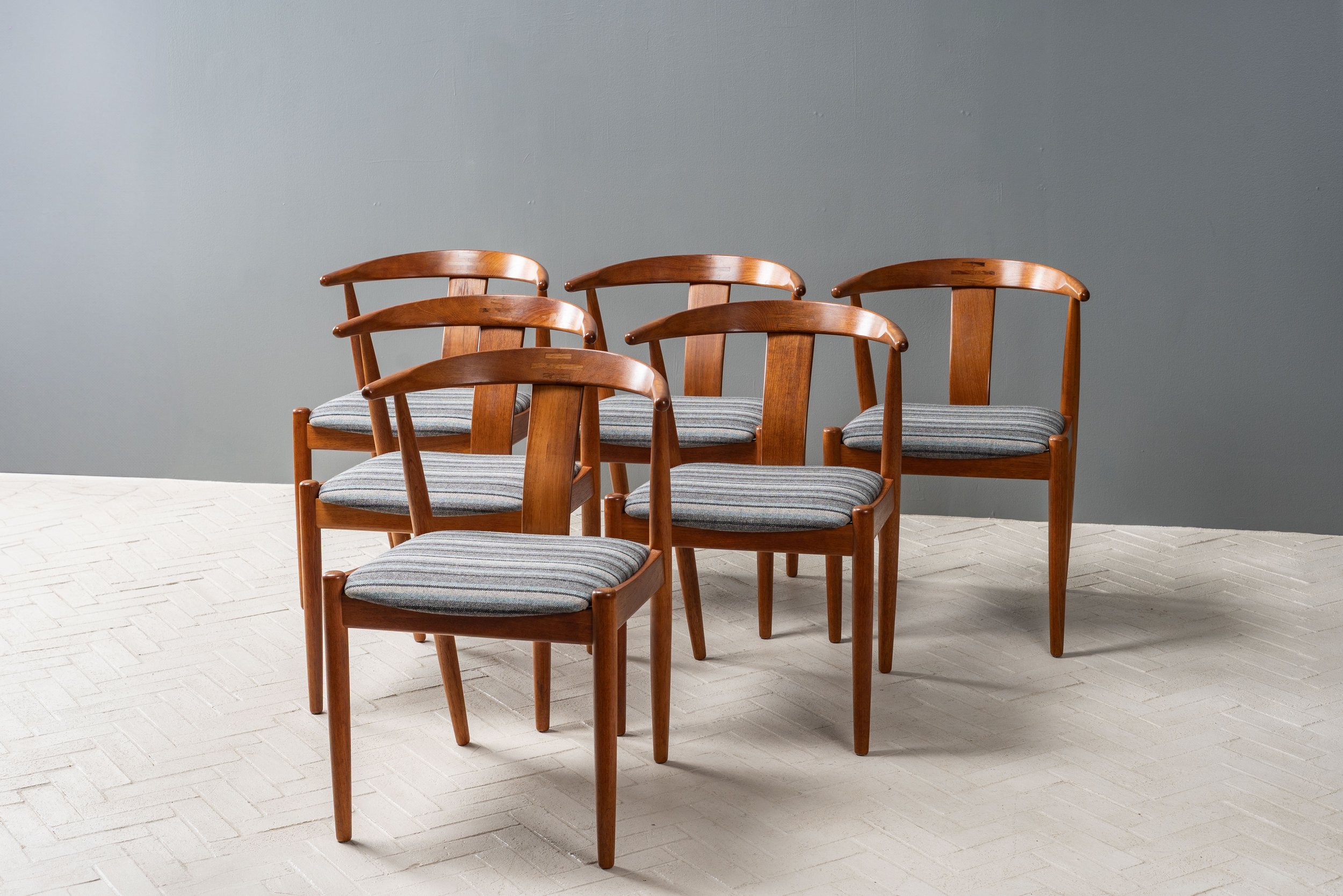 set-of-6-dyrlund-teak-dining-chairs-resideinc-2.jpg