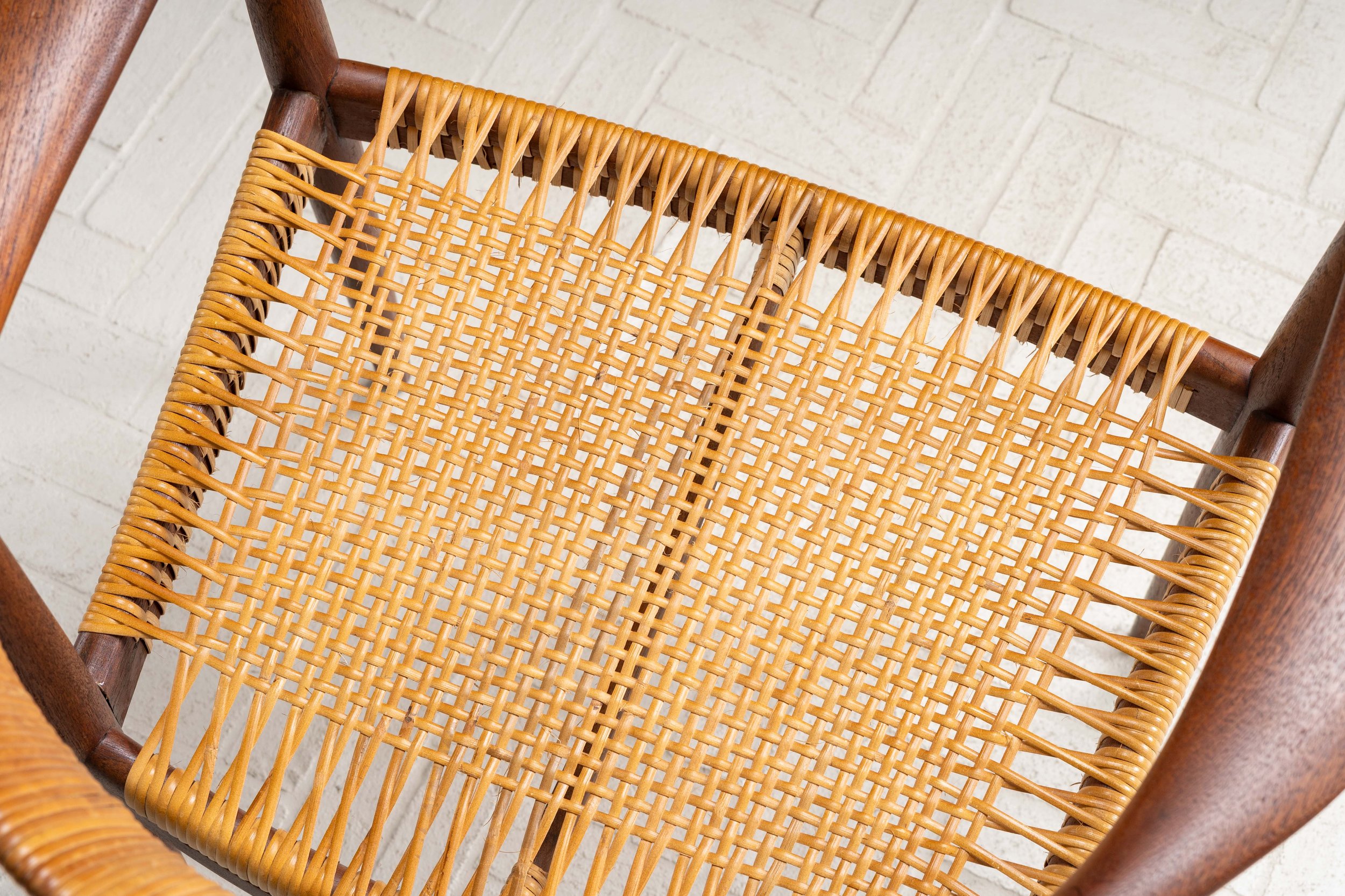 set-of-ten-hans-wegner-teak-round-chairs-resideinc-7.jpg