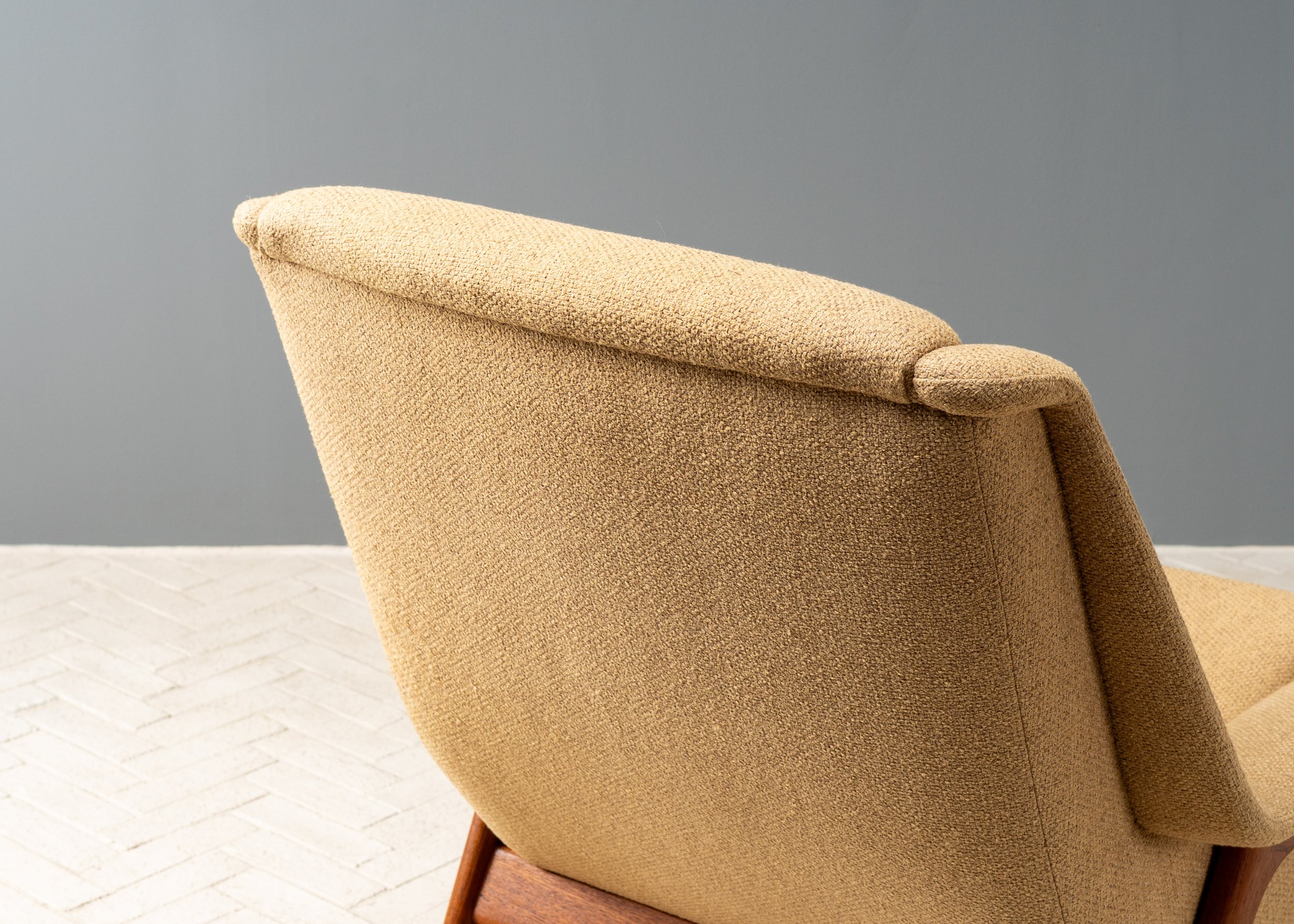 folke-ohlsson-dux-lounge-chair-ottoman-resideinc-10.jpg