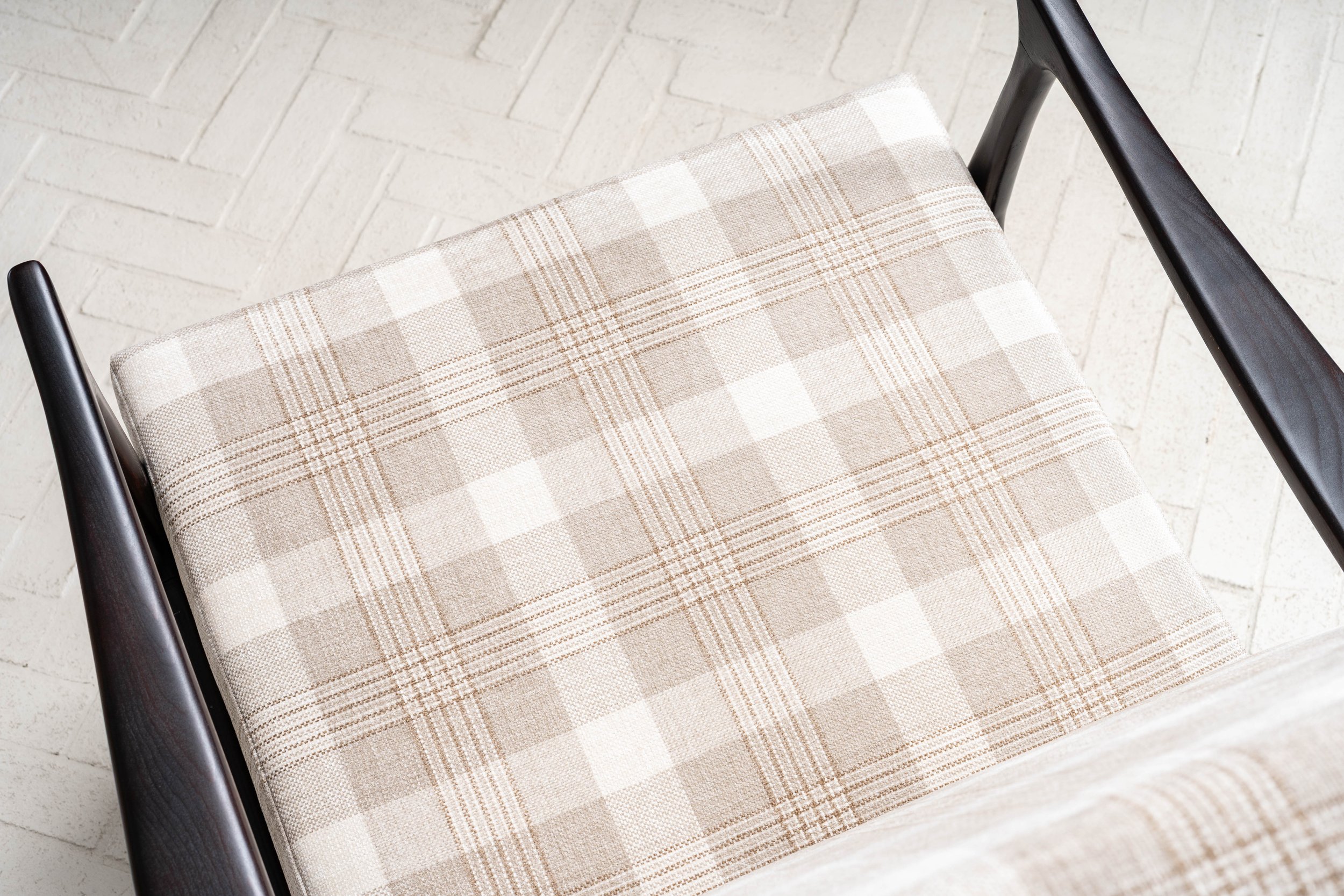 otto-gerdau-open-frame-lounge-chairs-resideinc-16.jpg