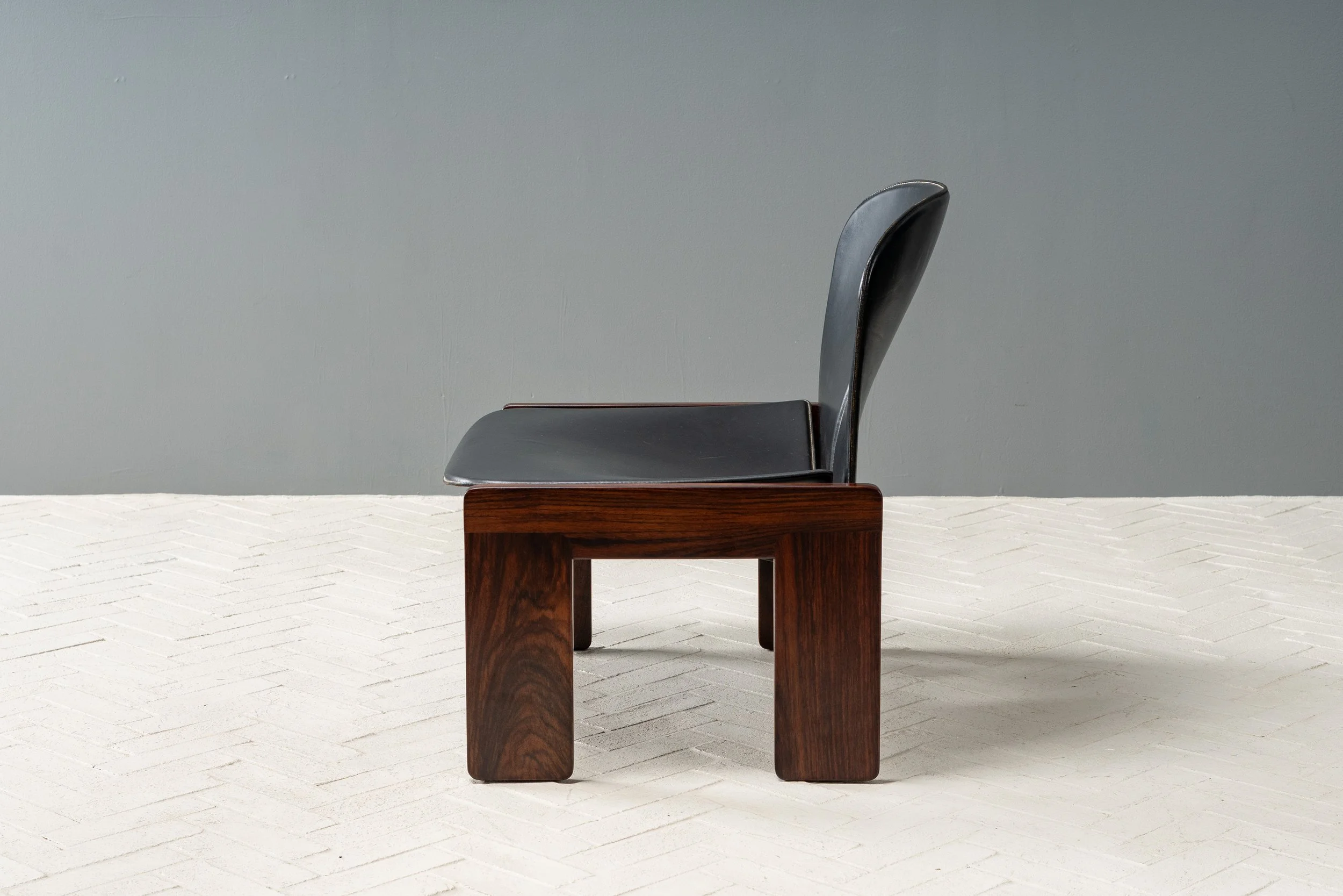 cassina-leather-rosewood-chair-resideinc-4.jpg