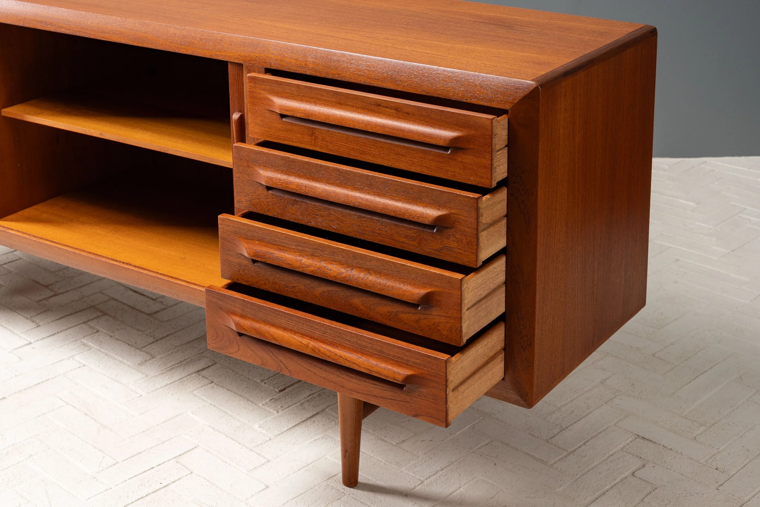 kofod-larsen-teak-sideboard-resideinc-14.jpg