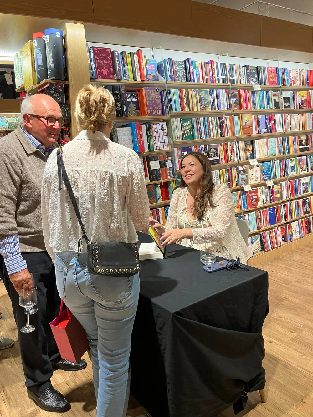 Signing smiling looking up.jpeg
