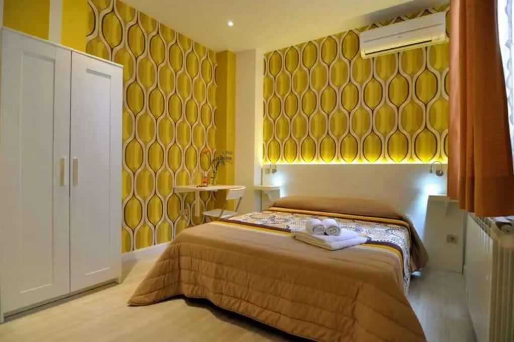 Far Home Plaza Mayor