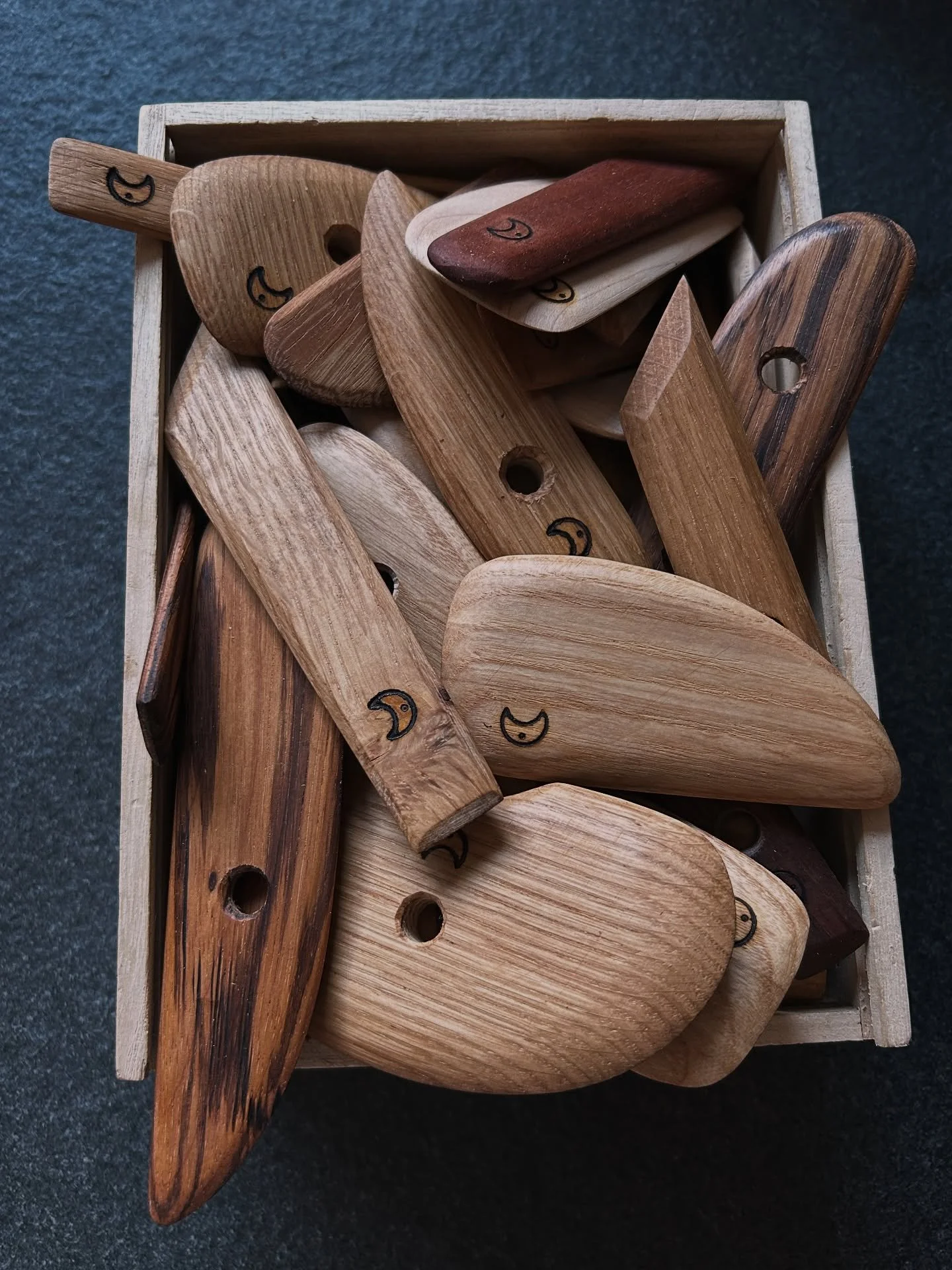Been a busy few days making up ribs and forming knifes. Aiming to get the webshop up and running over the summer, but if you would like any handmade tools just drop me a DM and we can sort it. Also very interested in making up custom tools, so if you