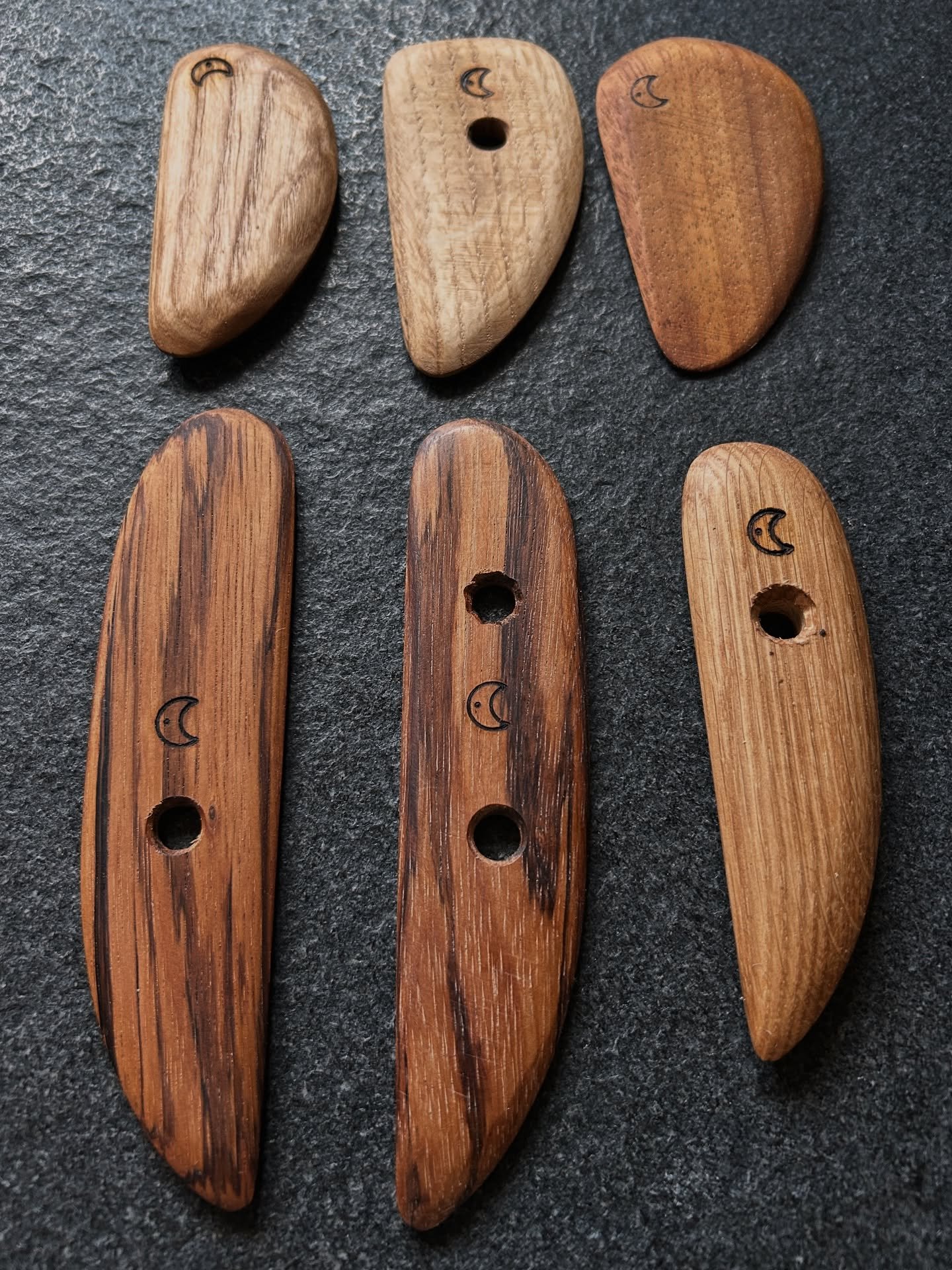 Oak, iroko and zebrano handmade pottery tools. 
.
.
.
#Pottery #potterylove #potterylife #potterytools #ceramics #ceramictools #ceramics