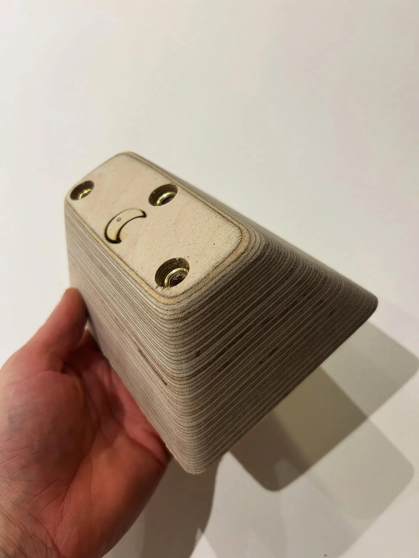 Mini volume. Small version. This one measures around 150x120mm super useful for tightly packed boards needed some alternative angles to set on. All 5 faces are set able giving loads of options for small hold placement. Birch ply. 👌🏻.
.
.
.
#Boulder