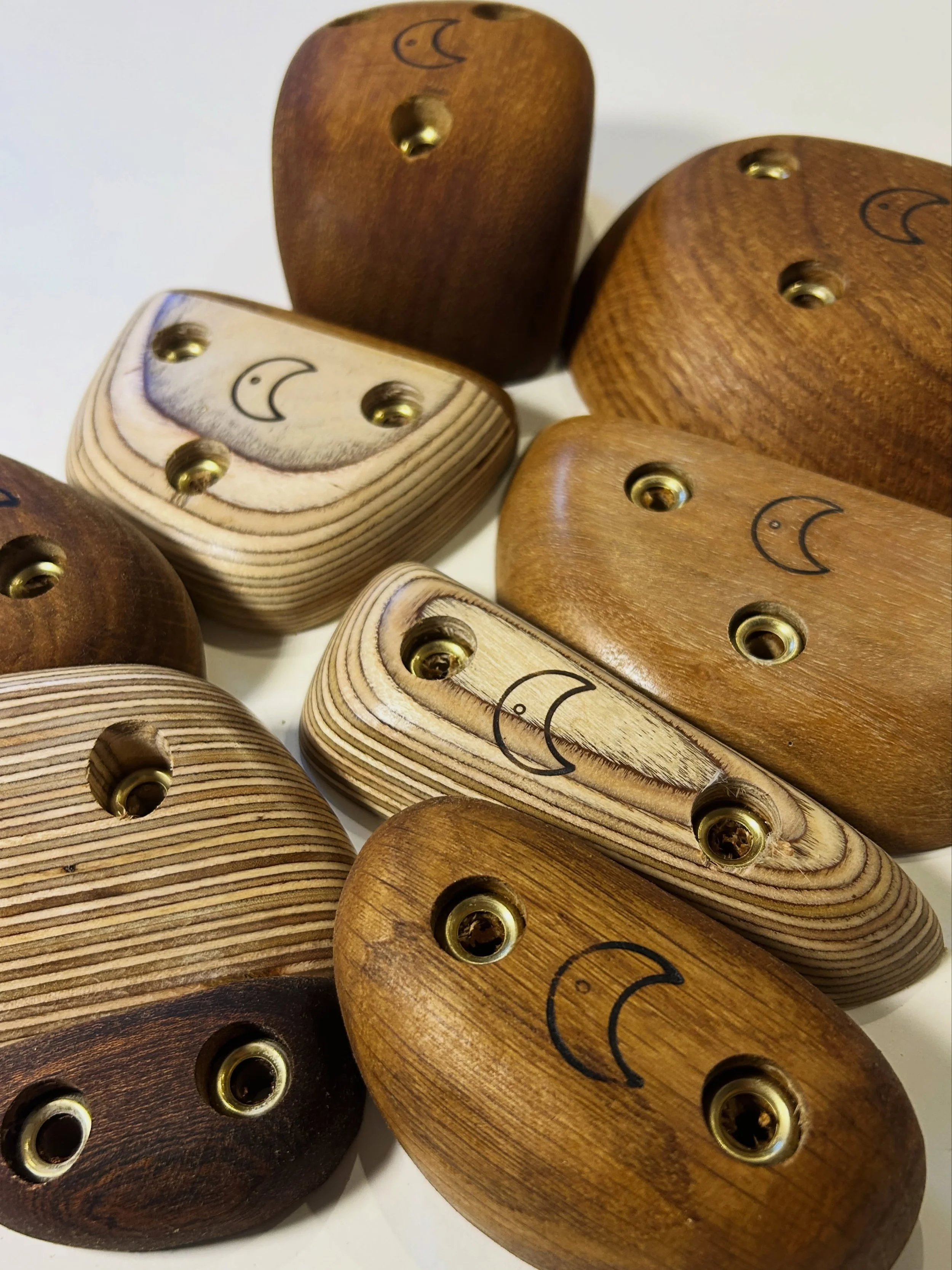 I always try to have a few of these Mixed wood spray wall sets on the site. A mix of holds perfect for filling gaps and a cost effective way of adding some variety to your wall.
.
.
.
#Bouldering #climbing #woodenholds #climbingholds