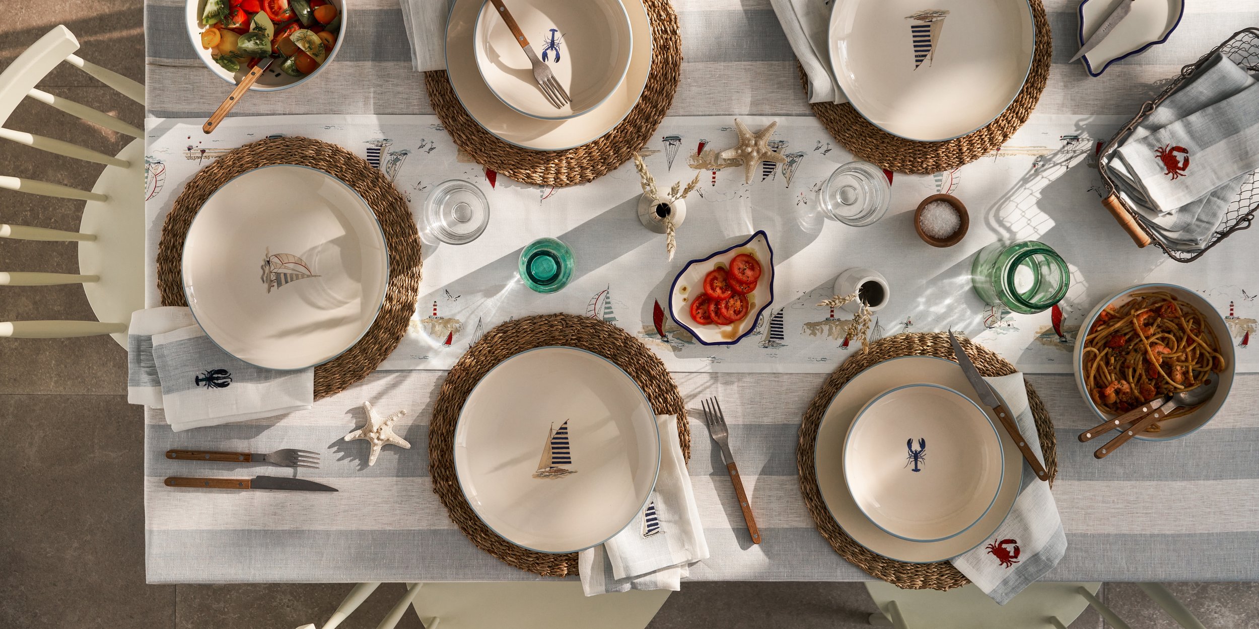 SS25-COASTAL-BOATS-DINING-HERO-2-BANNER-2.jpg