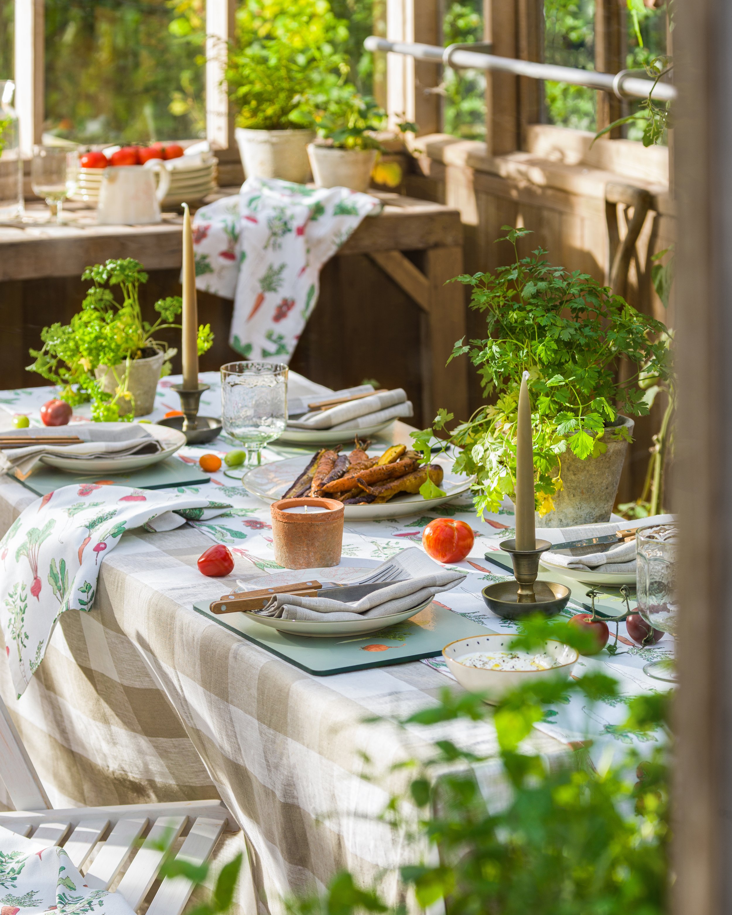 SS25-GARDEN-VEGETABLES-OUTDOOR-DINING-HERO-ALT-PORTRAIT-2.jpg