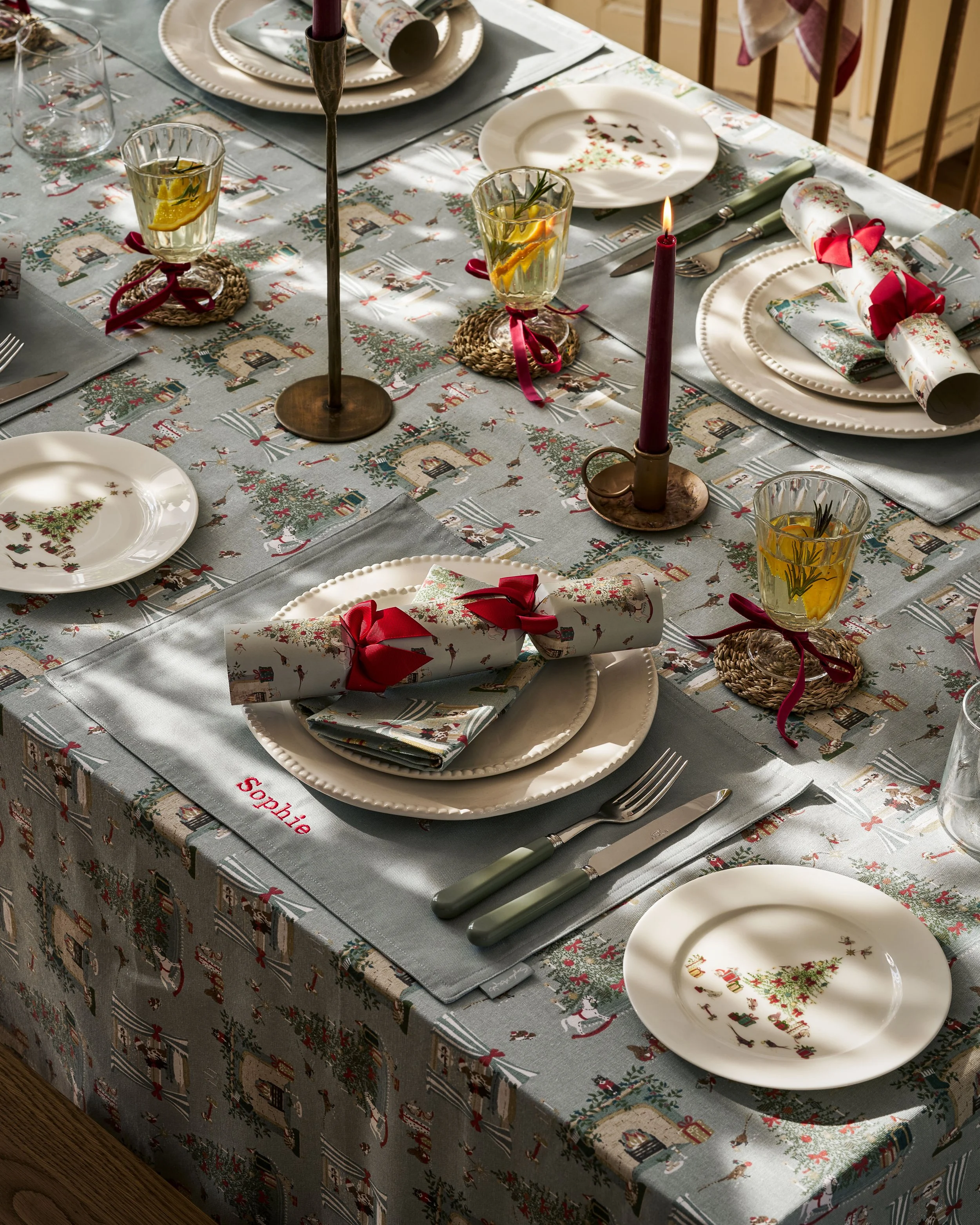 AW25-COSY-CHRISTMAS-DINING-HERO-ALT-PORTRAIT.jpg