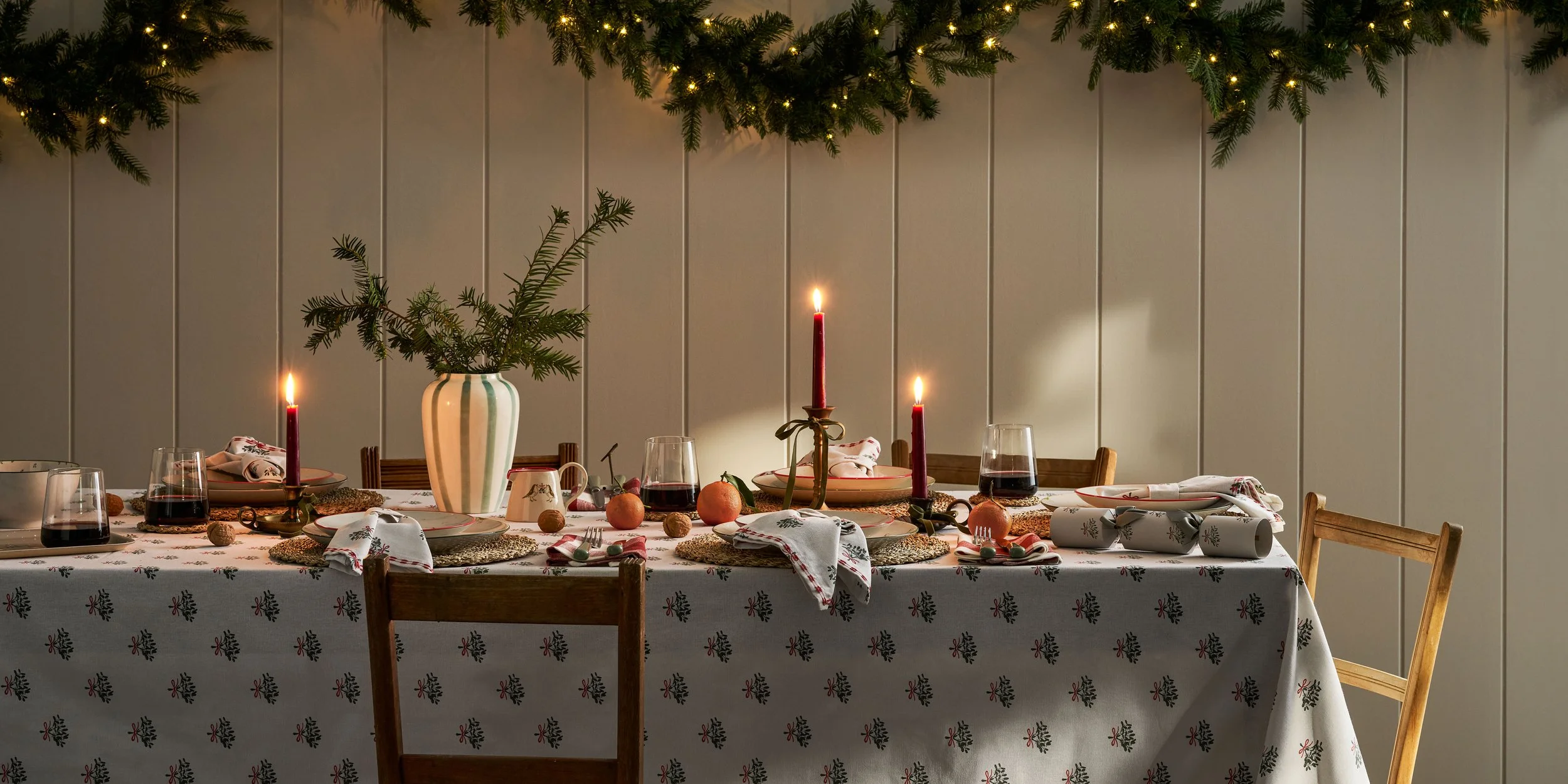 AW25-MISTELTOE-DINING-HERO-BANNER-1.jpg