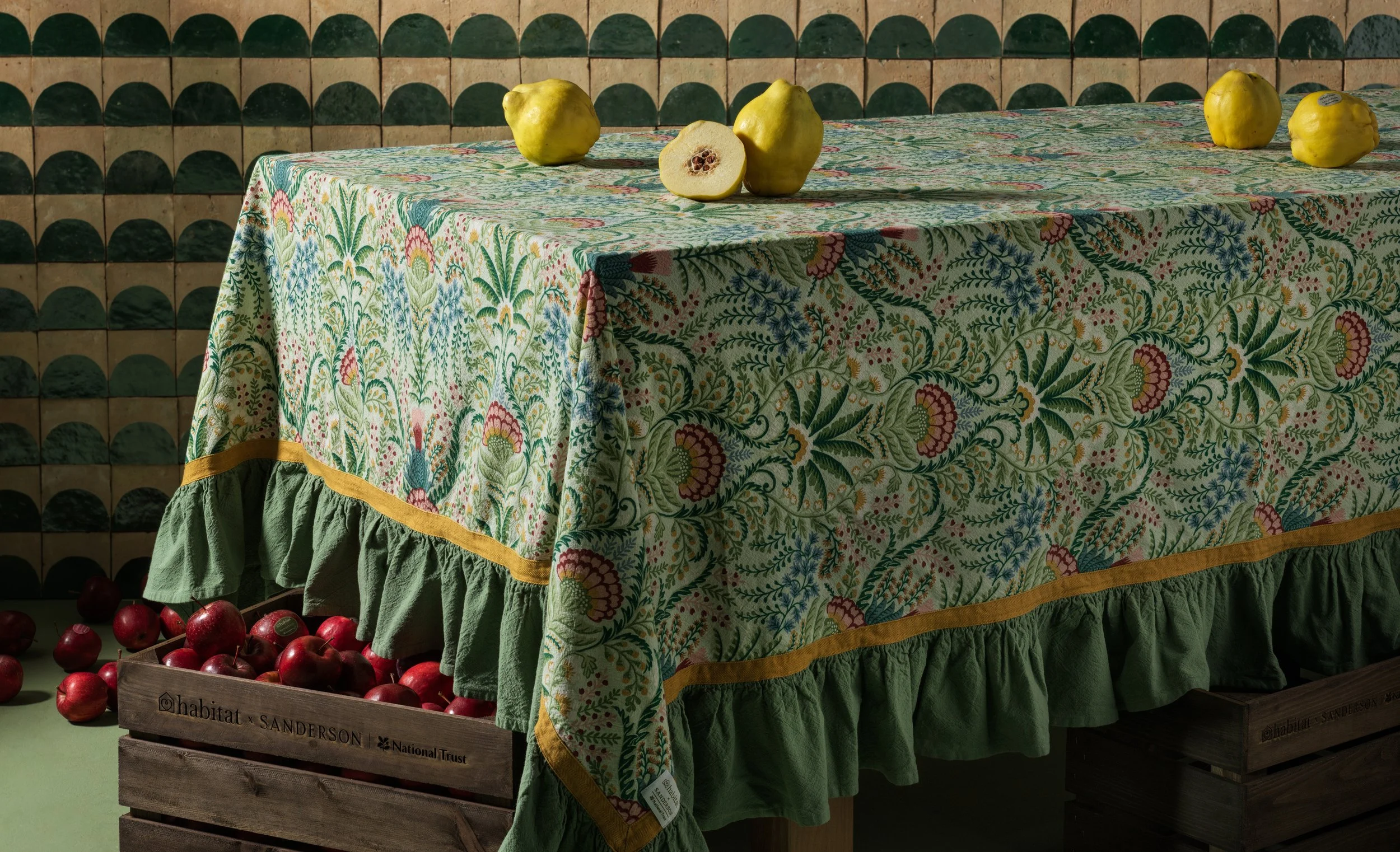 Tablecloth banner.jpg