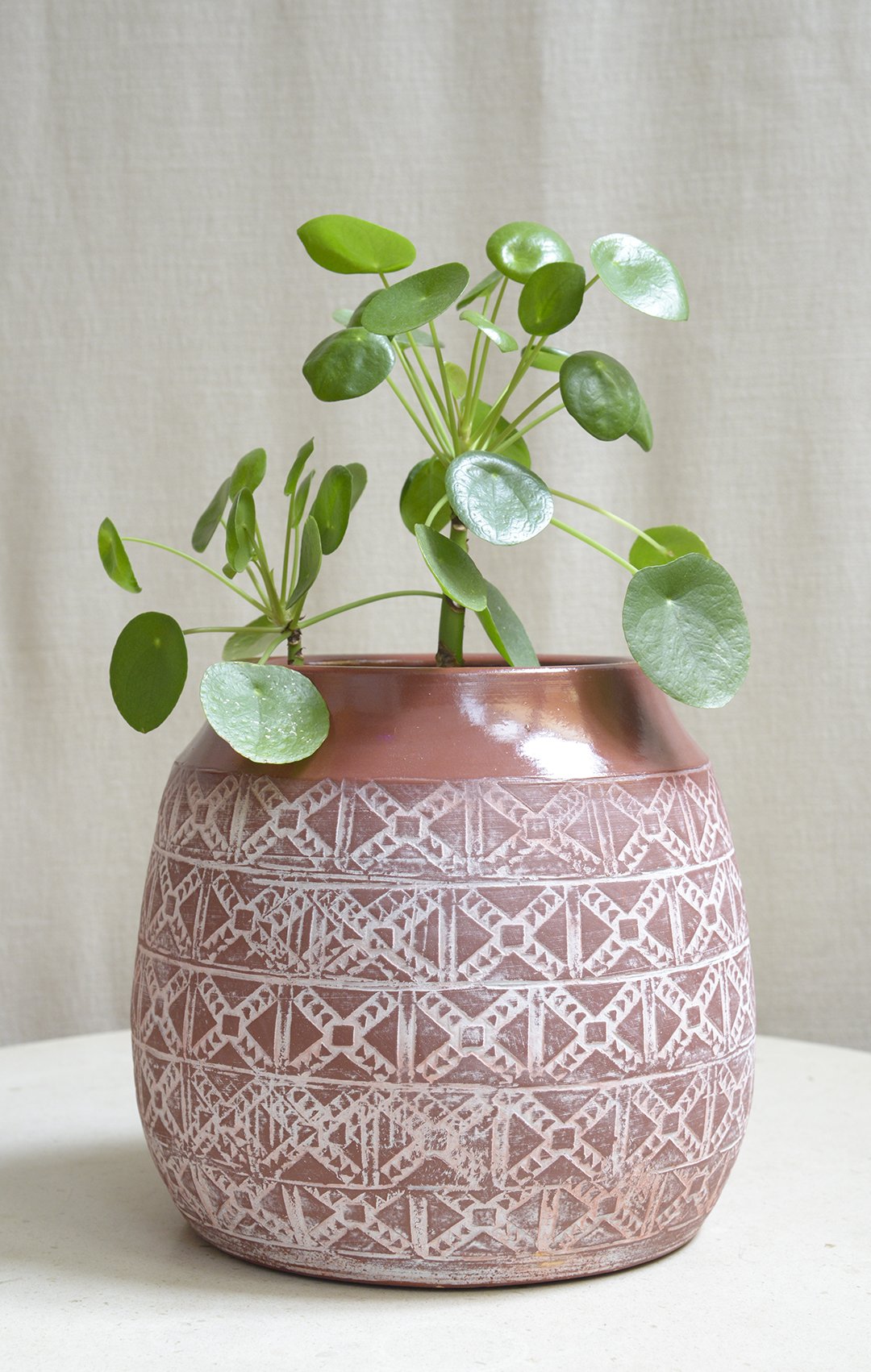 23-06_guadalupe-clay-vase_1.jpg