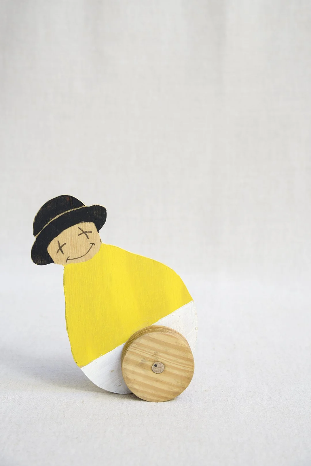 2023-09_wooden-roly-poly_2.jpg