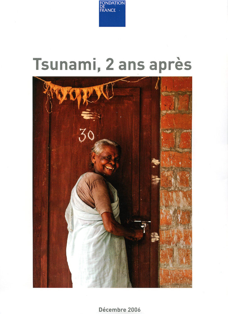Fondation de France - pochette dossier de presse tsunami déc 2006.jpg