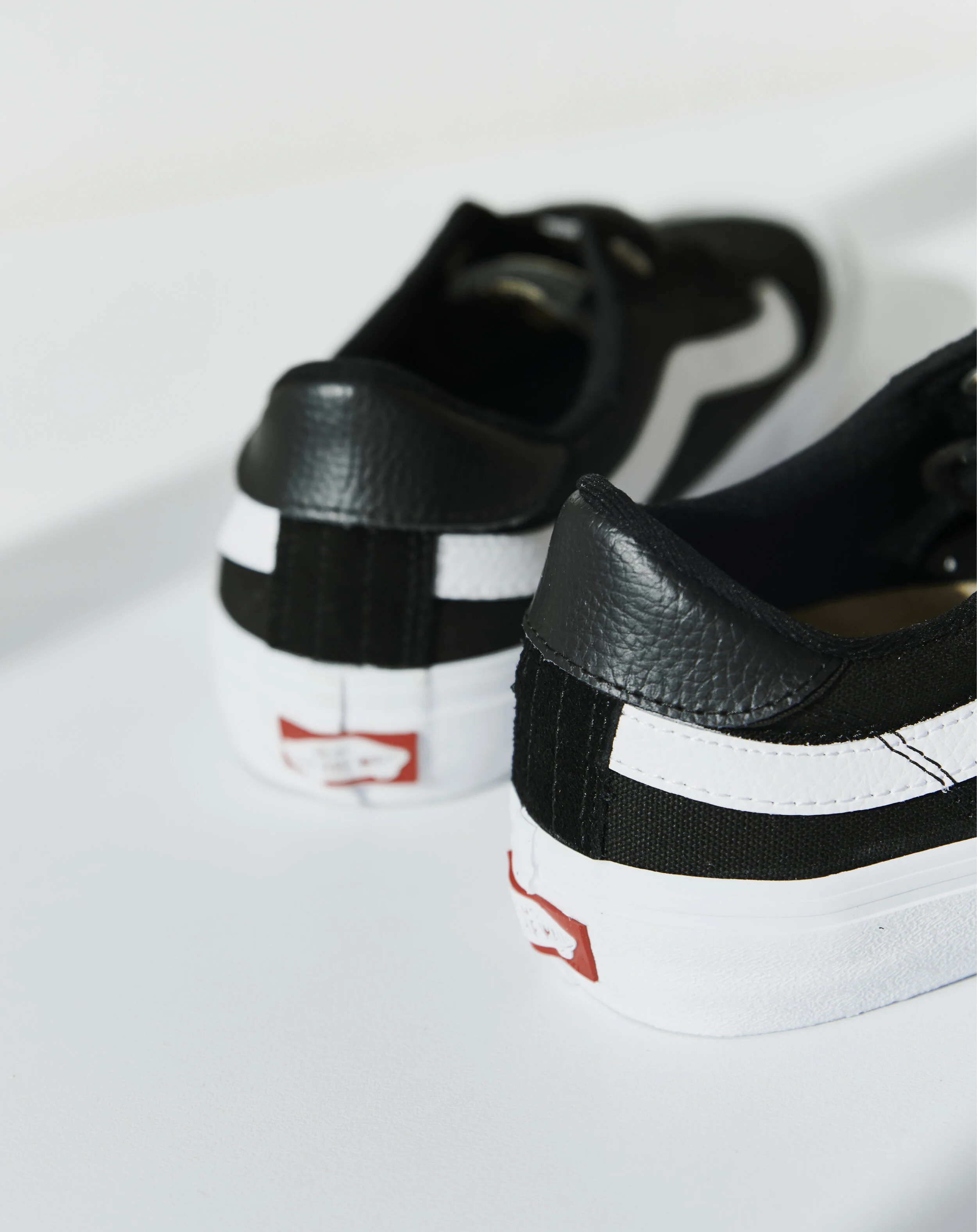 vans v66 style 36 decon surf