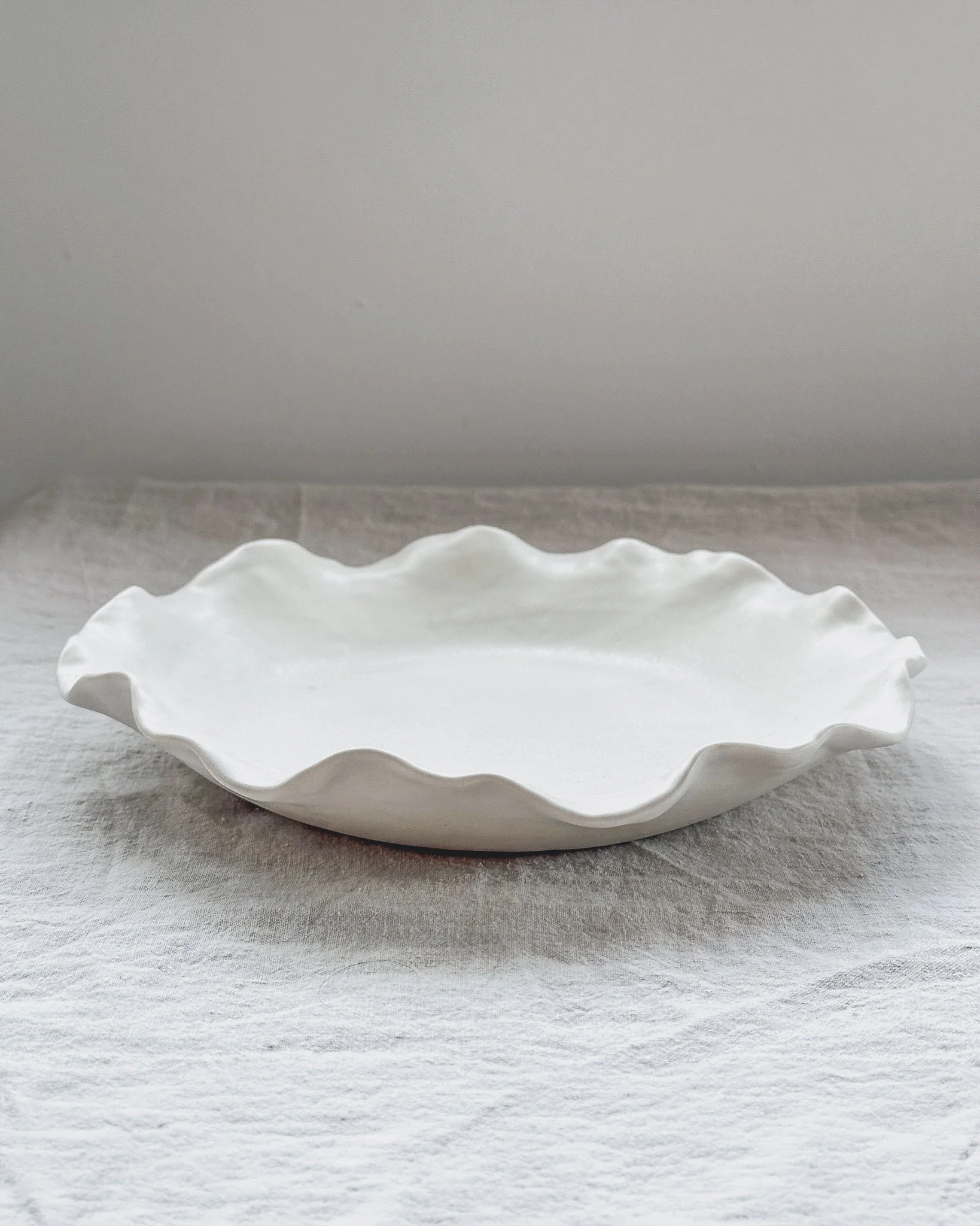 Porcelain Frill Shallow Bowl