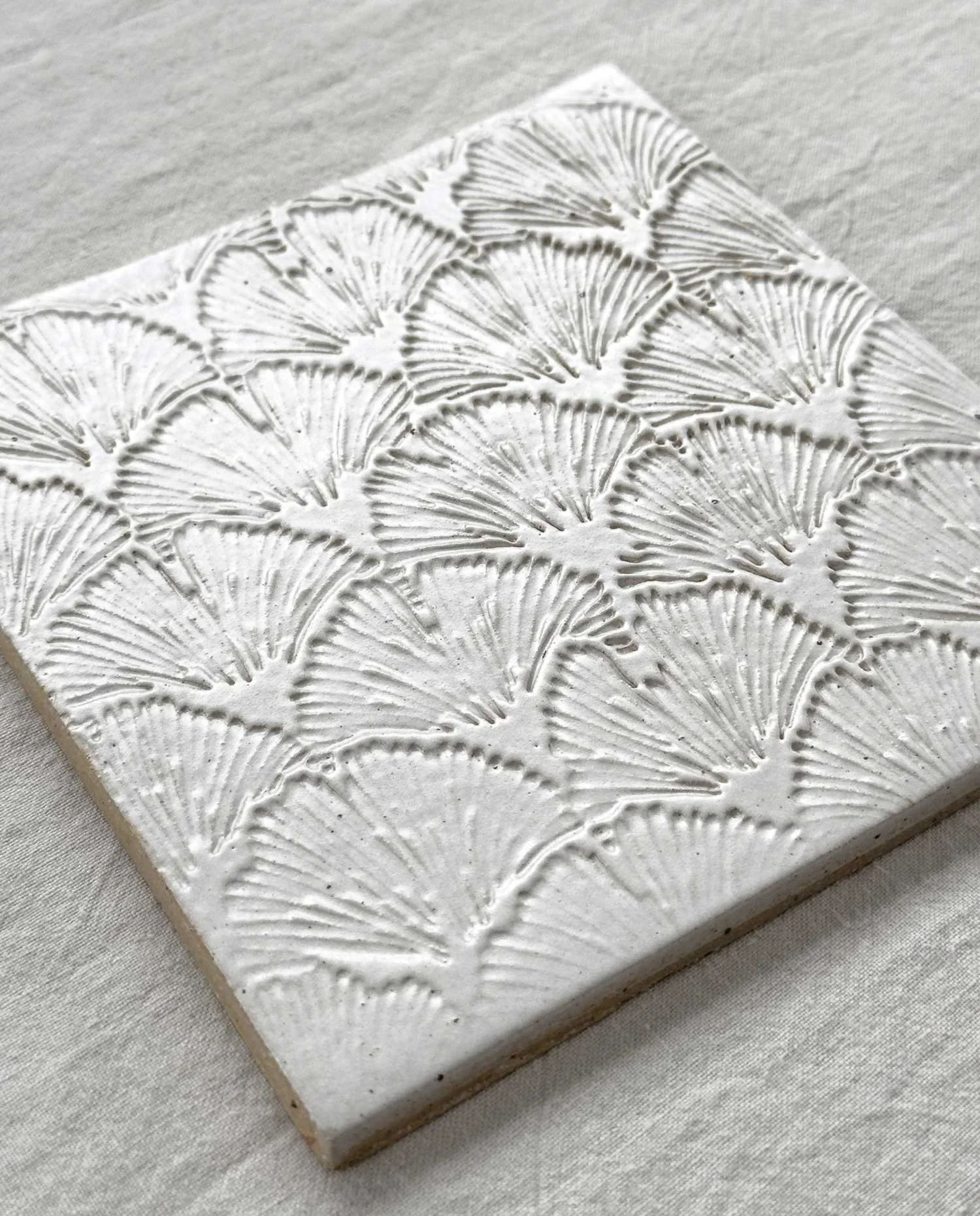 11_03_EveryStory_HandmadeCeramicTile_GingkoTerra_Detail.webp
