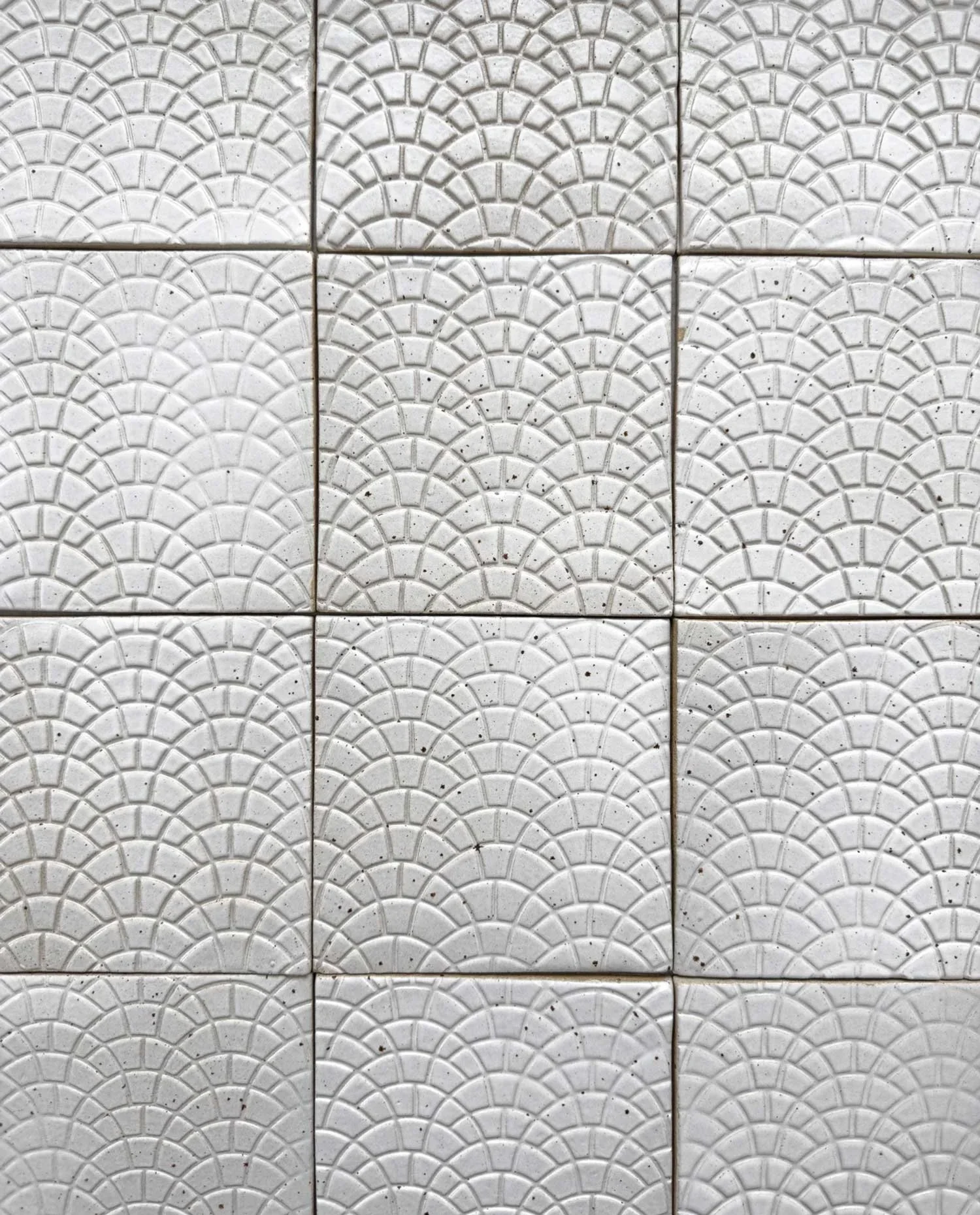 15_02_EveryStory_HandmadeCeramicTile_Solea_Pattern.webp