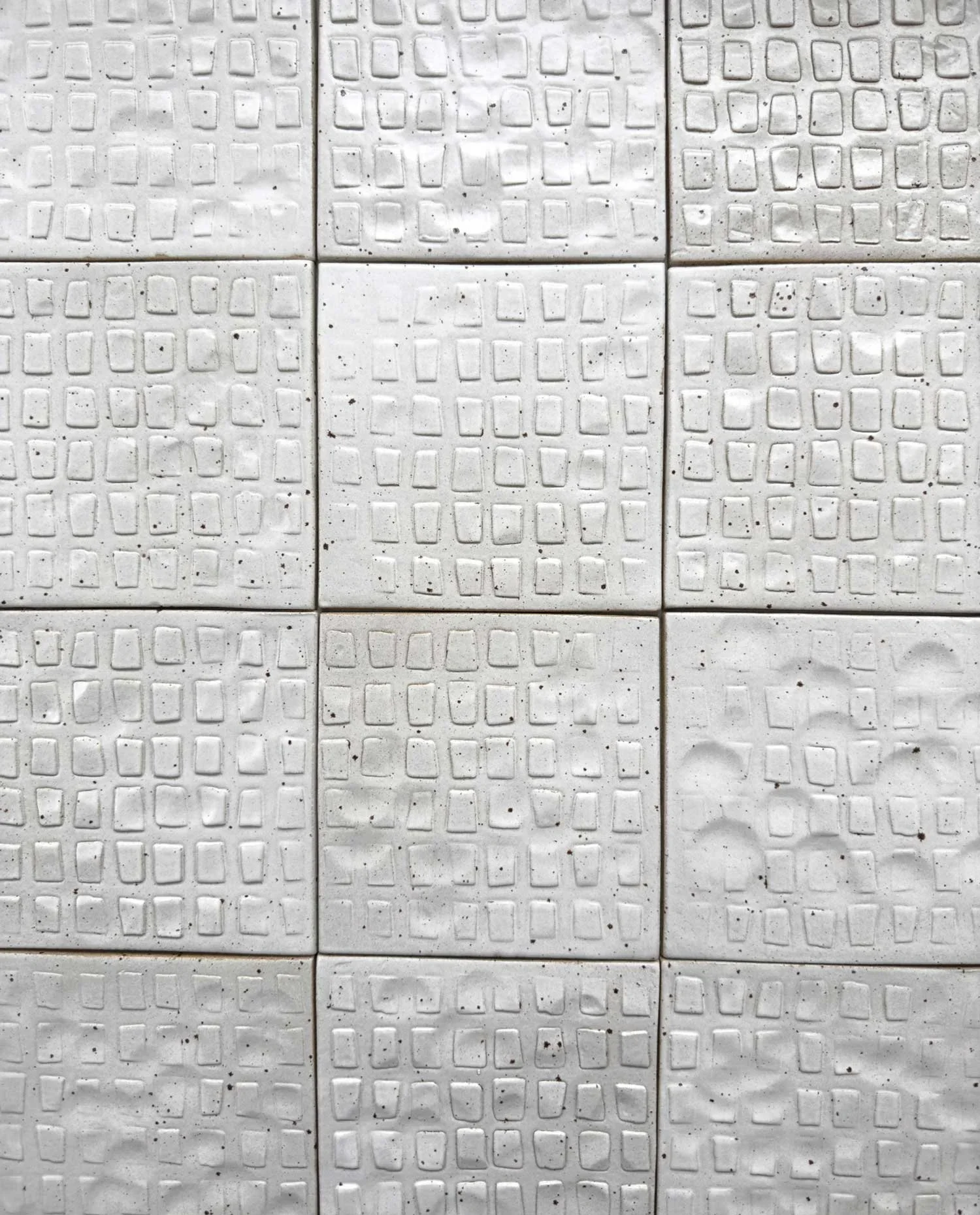 12_02_EveryStory_HandmadeCeramicTile_Paloma_Pattern.webp
