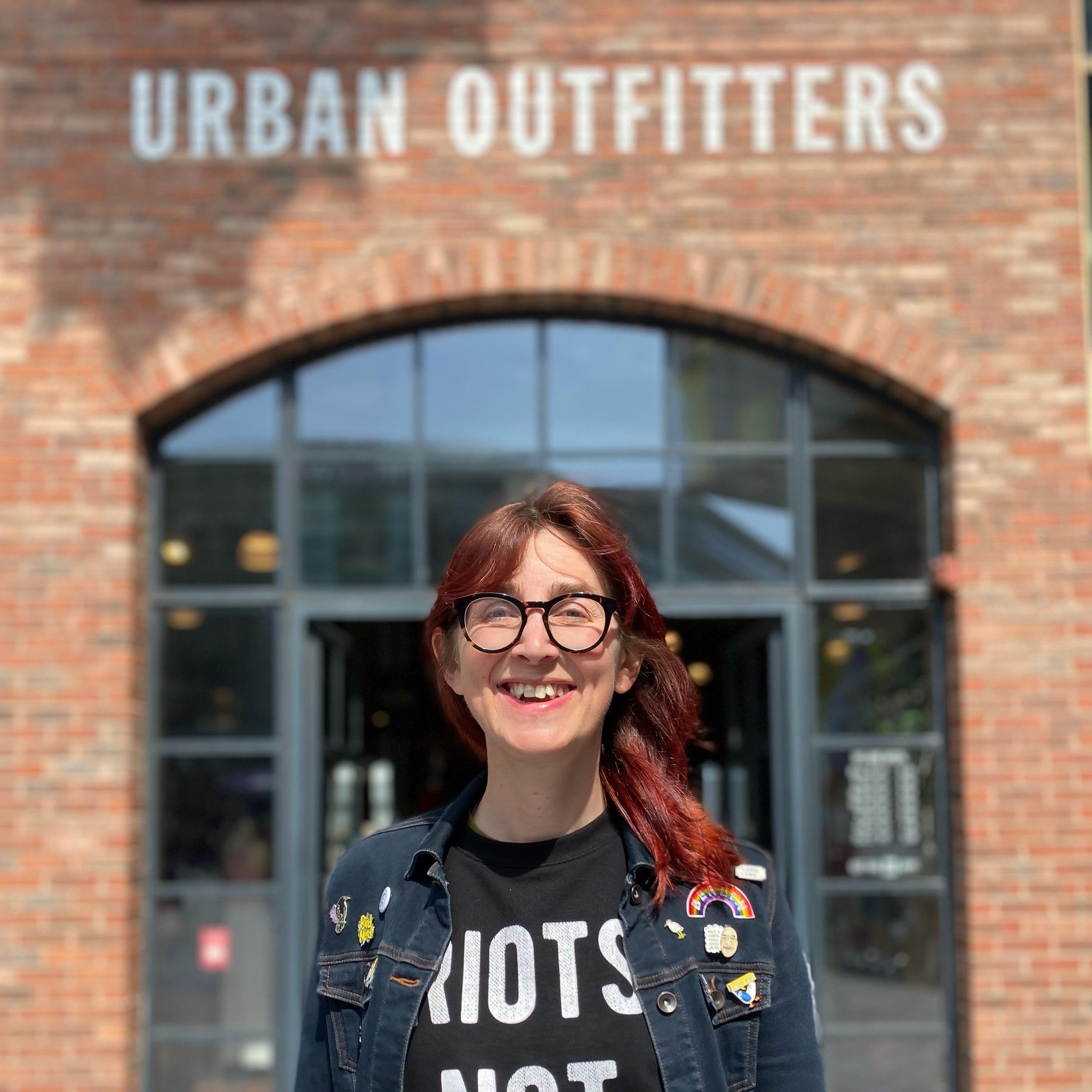I&rsquo;m popping up in Urban Outfitters this weekend!

Exciting news! I&rsquo;m popping up in Urban Outfitters! I&rsquo;ll be at the Liverpool One store, Paradise Street, on Saturday and Sunday THIS weekend! 

With a few weekends planned for the sum