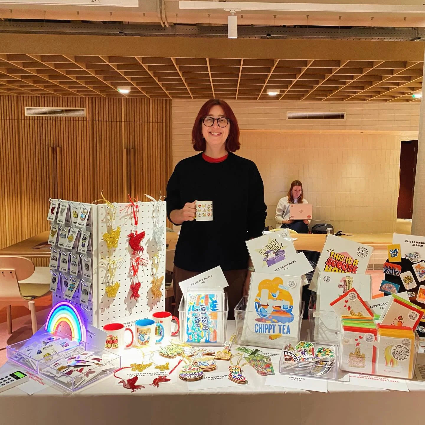 I had such a great day at the @bruntwoodscitech Christmas Market yesterday, BIG thanks to the organisers and to everyone who came along, supported, and gave me a follow. I appreciate you all so much! ✨

TODAY I&rsquo;m just next door at @5stpaulssqua