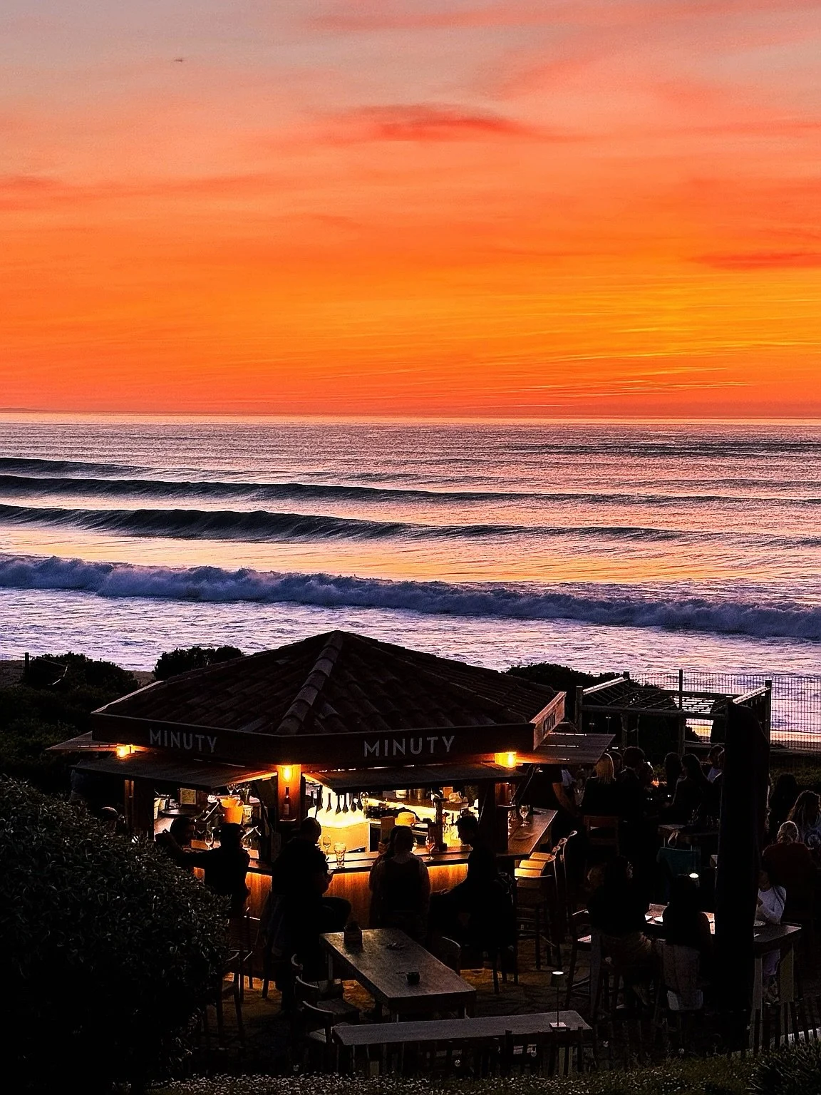 TRANSPYRENEA &mdash; &Eacute;DITION 9
Entre mer et montagne,
des routes, des machines, des moments.
Une parenth&egrave;se hors du temps.
Merci &agrave; tous. #denerimotors #transpyrenea #porschelife #porsche911 #aircooled