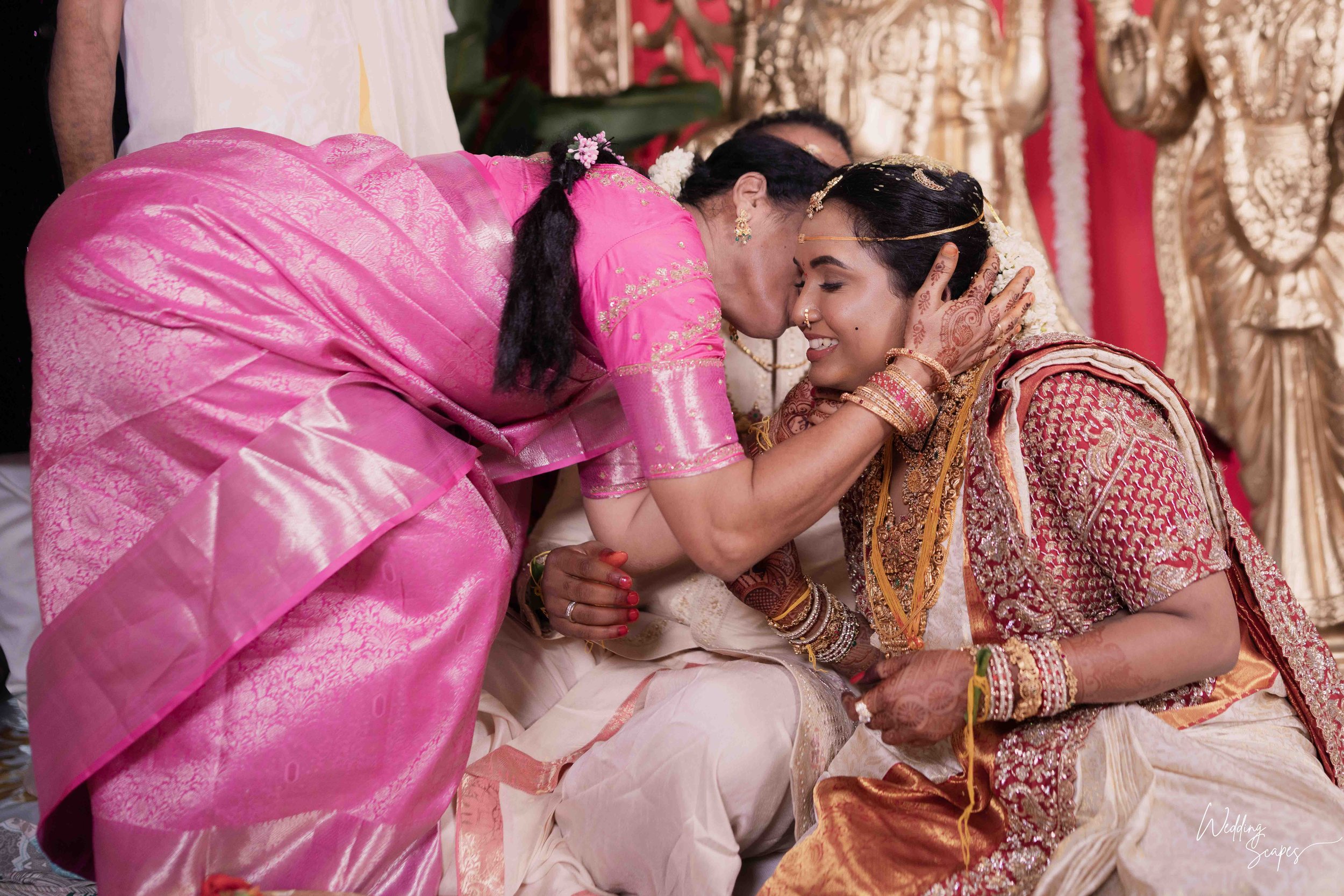 sreelatha-sravan-indian-wedding-villa-at-the-vineyards-austin-texas-87.jpg