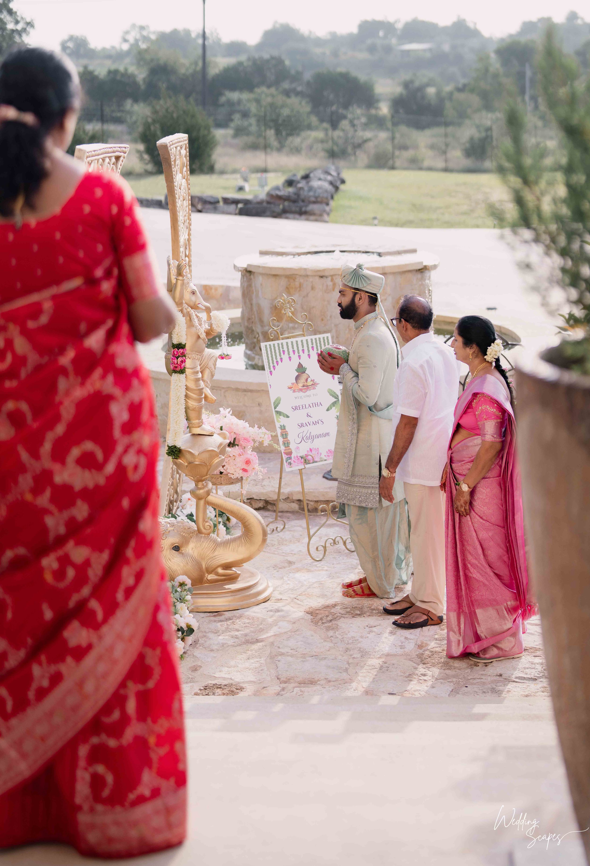 sreelatha-sravan-indian-wedding-villa-at-the-vineyards-austin-texas-31.jpg