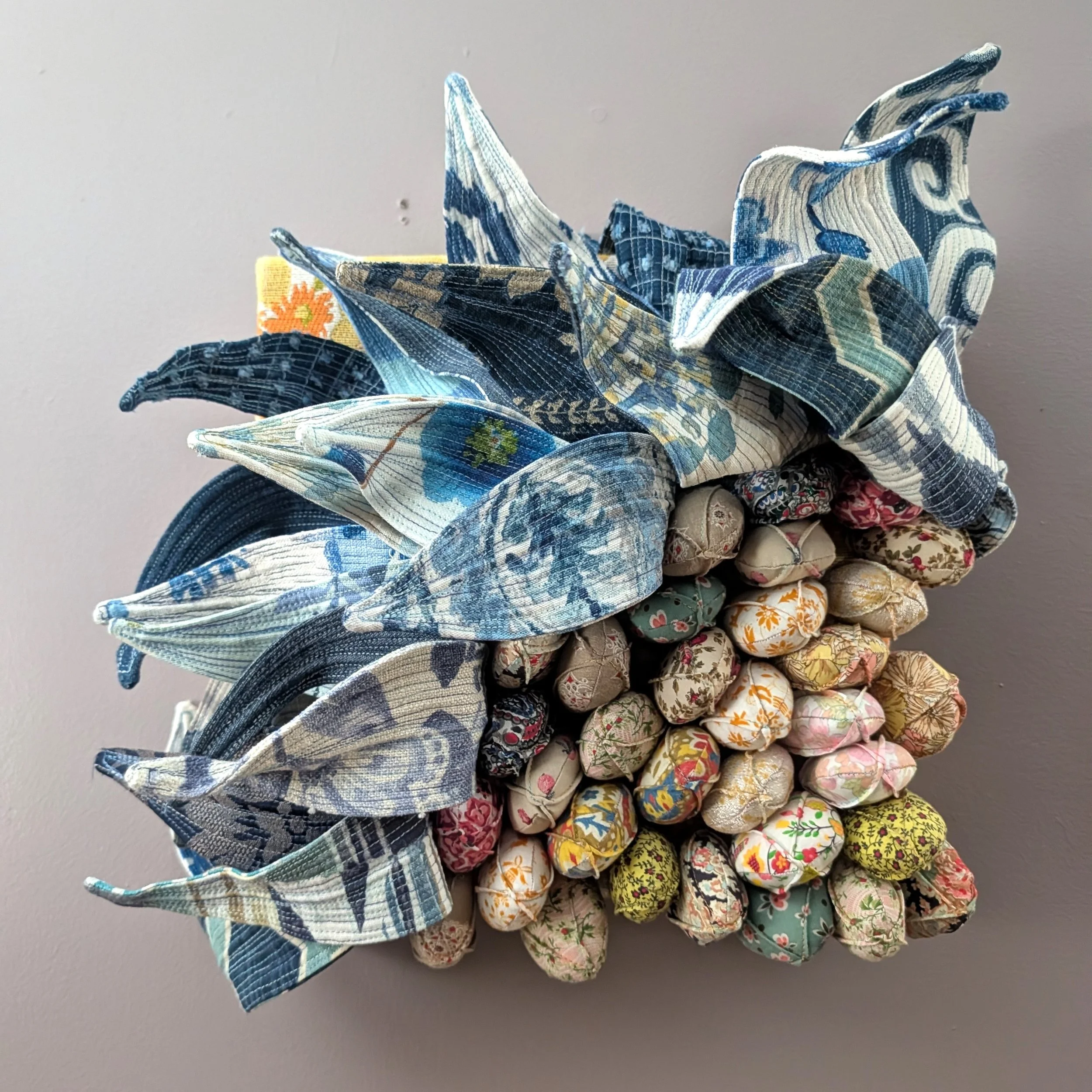 Andrea Finch - Vintage Sunflower Quarter -	quilted textiles - AFS046 - $578
