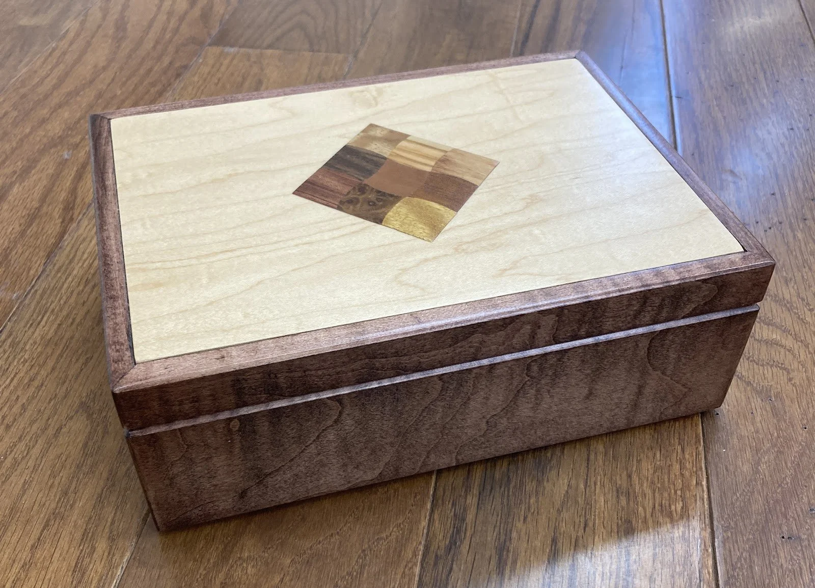 CRW901 Large design box - Anne F..jpg