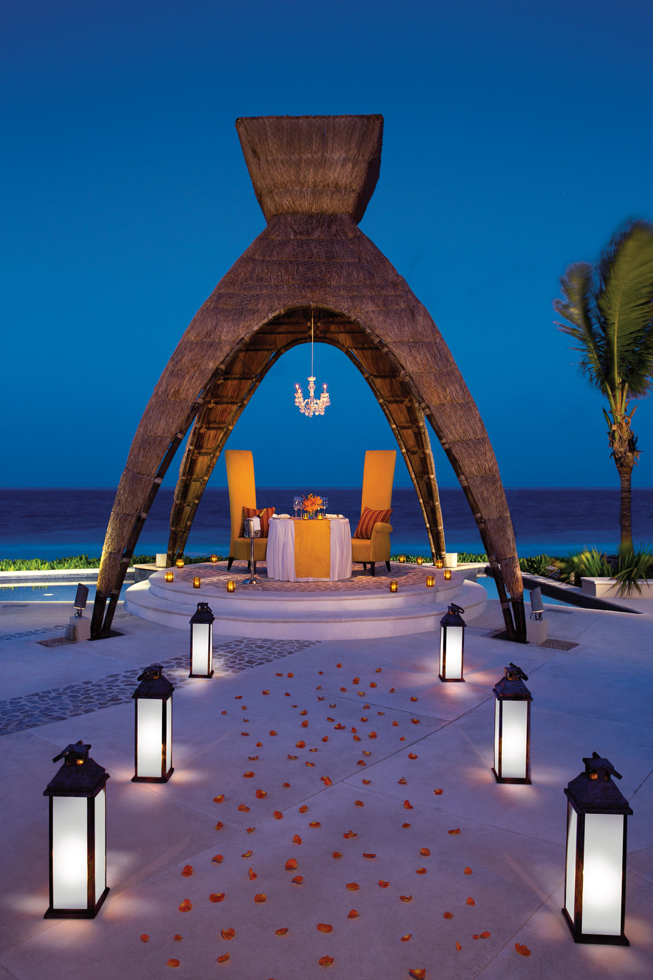 DRERC-RES-RomanticDinner-Gazebo-2-CB.png