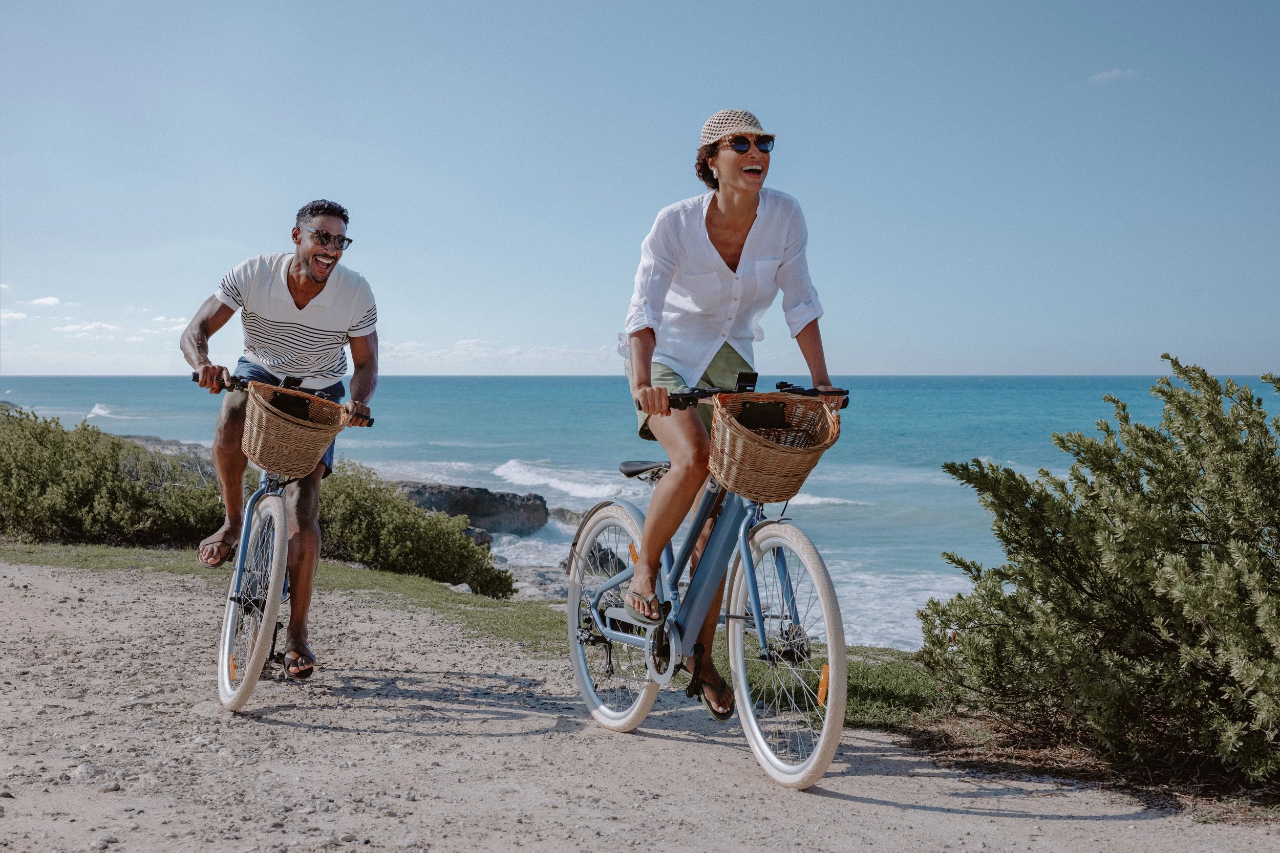 SEIIM-Couple-Bikes-1A-CB.jpg