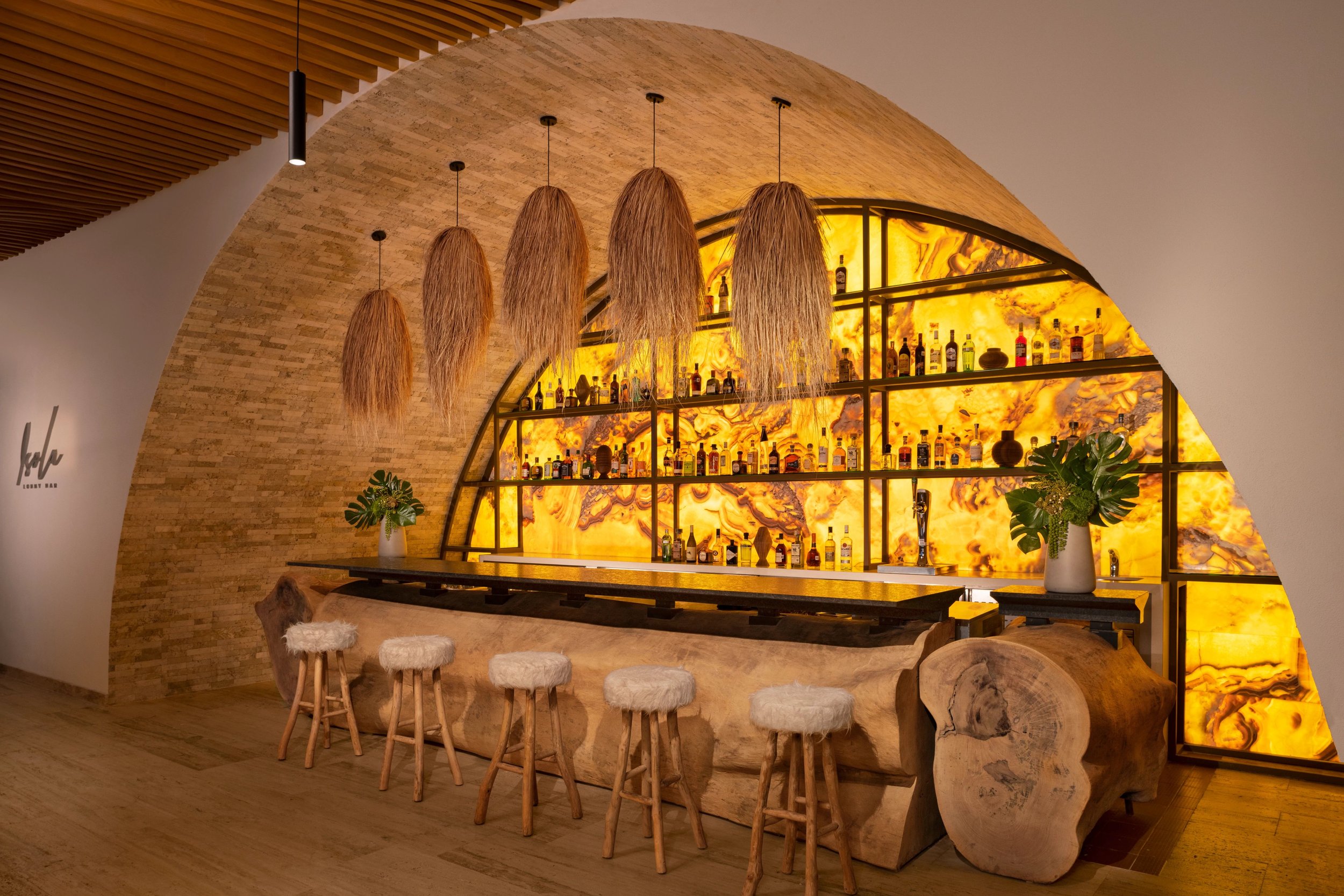 SEIIM-BAR-Isola-1A-CB.jpg
