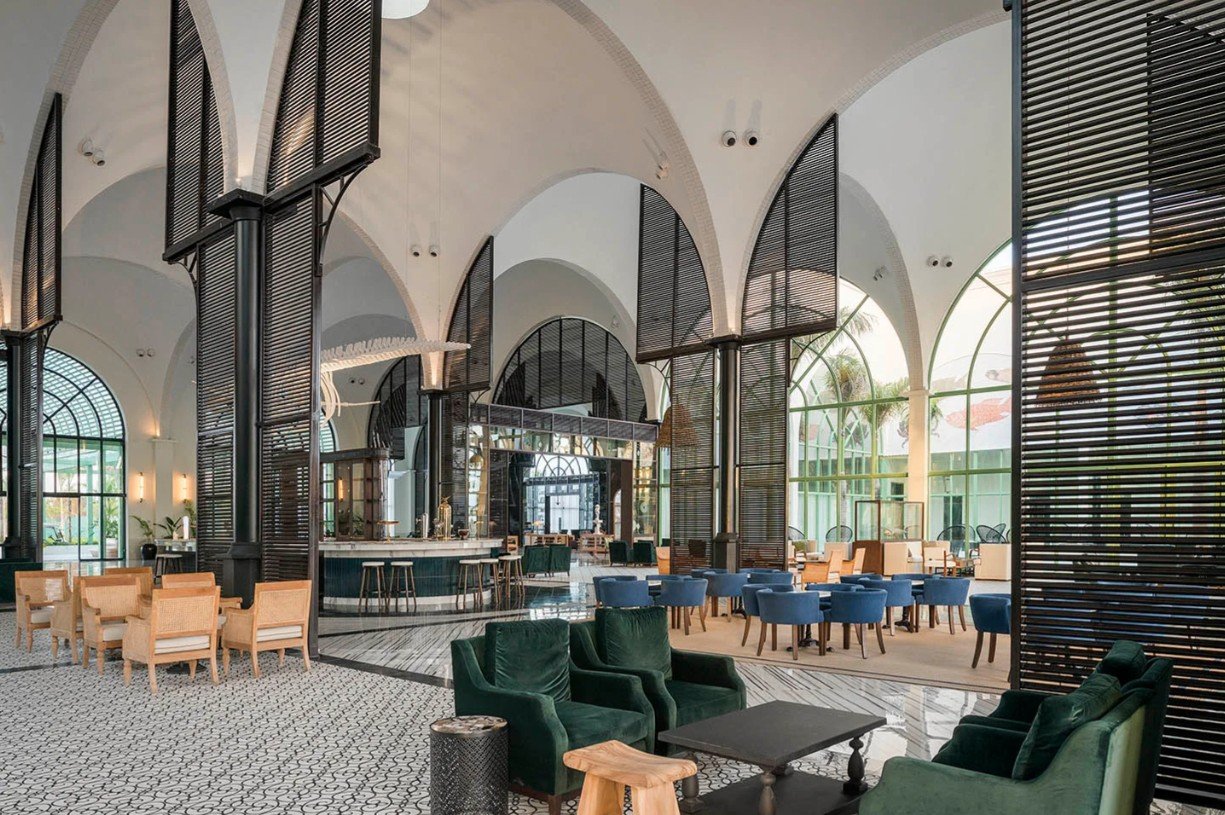 Ocean el Faro lobby.jpg