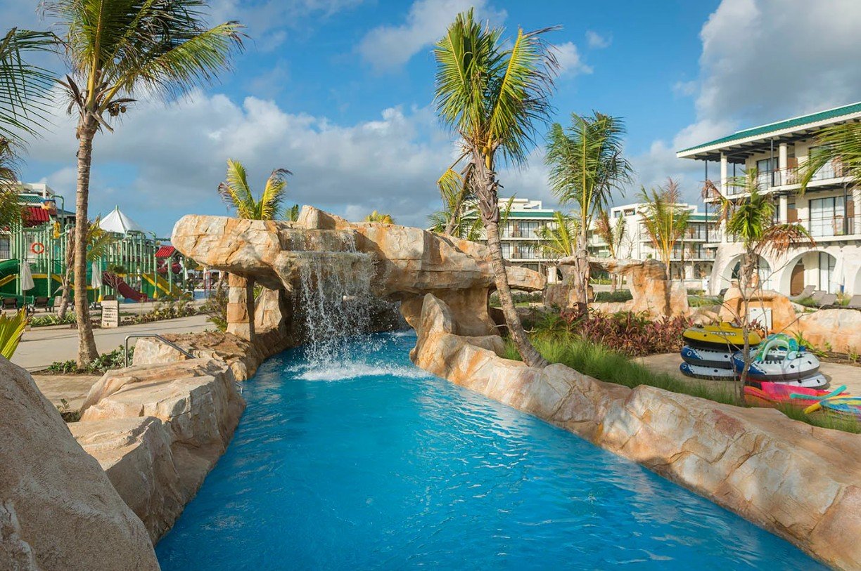 Ocean el Faro lazy river.jpg