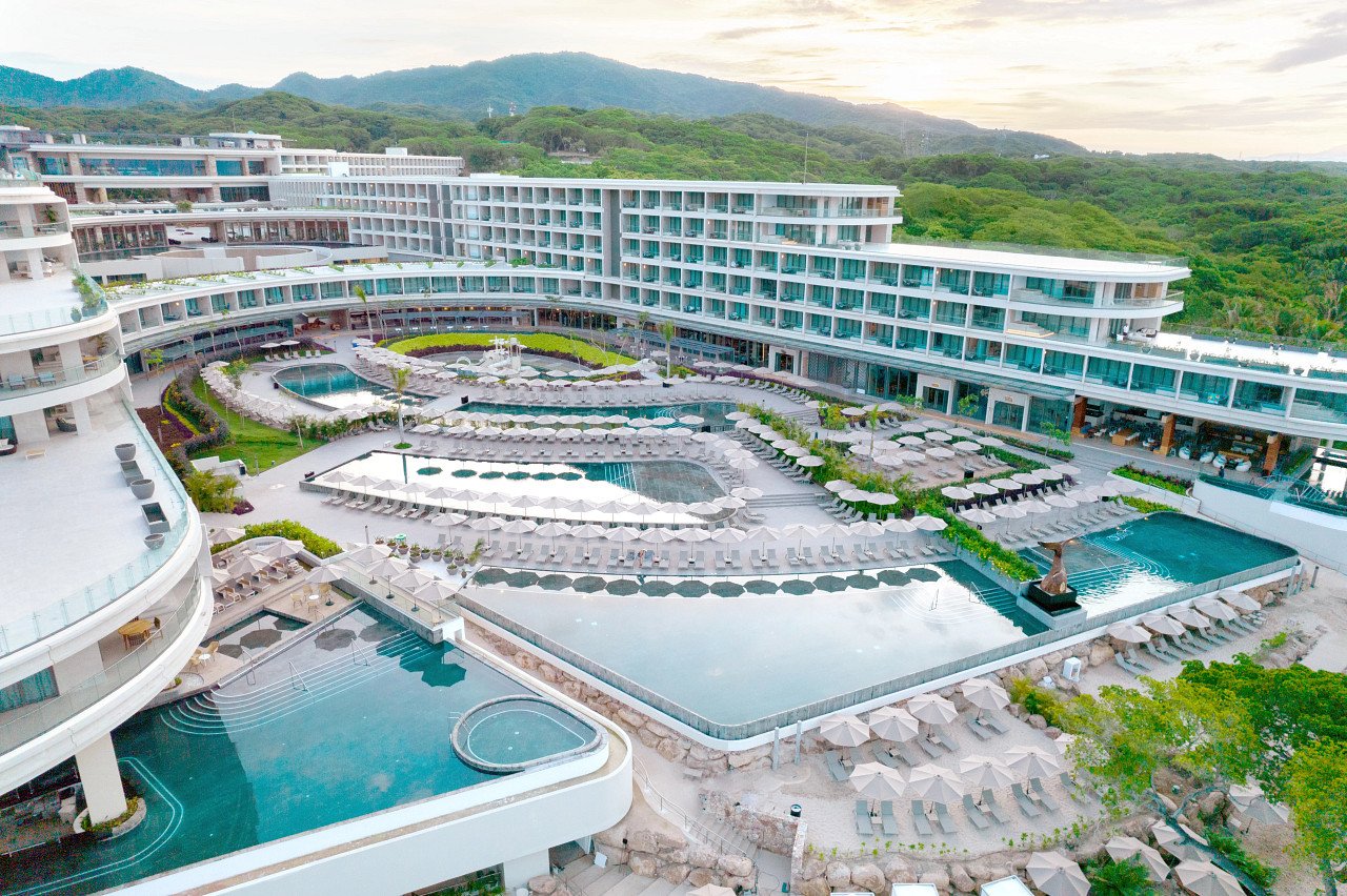 SEBMI-DRBMI-EXT-Aerial-Pools2-AP.jpg