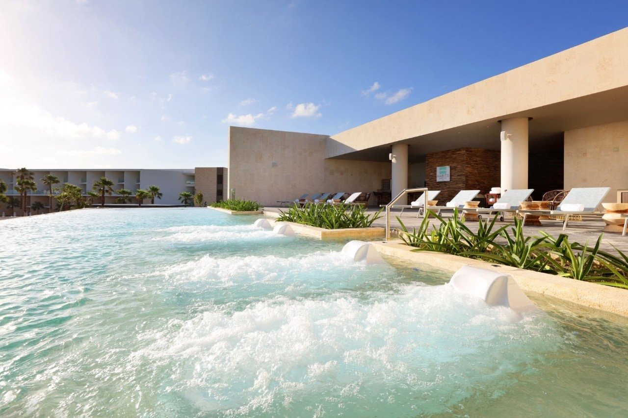 Grand Palladium Costa Mujeres Spa Pool.jpg