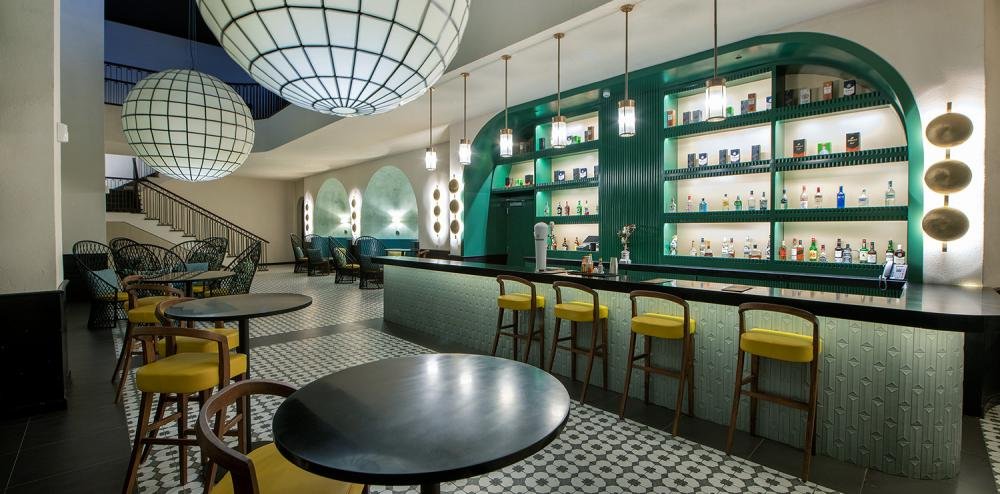 494-1000-teatro-bar-lopesan-costa-bavaro-punta-cana.jpg