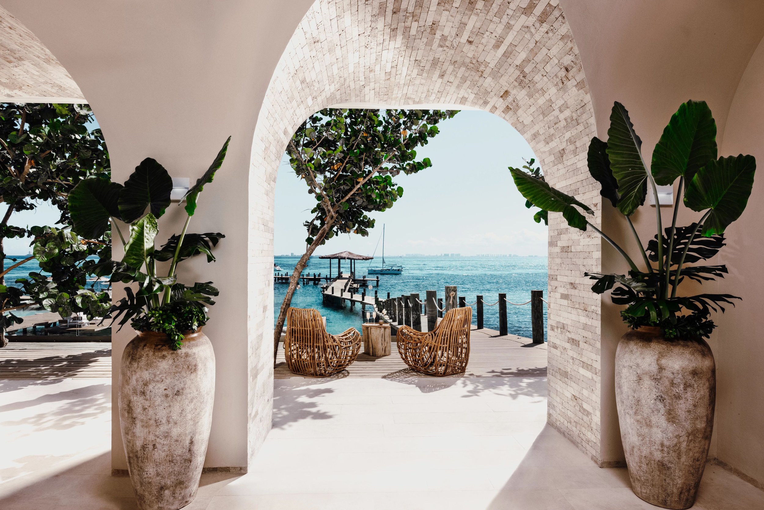 SEIIM-EXT-Yacht-Welcome-Lounge-1A-CB.jpg