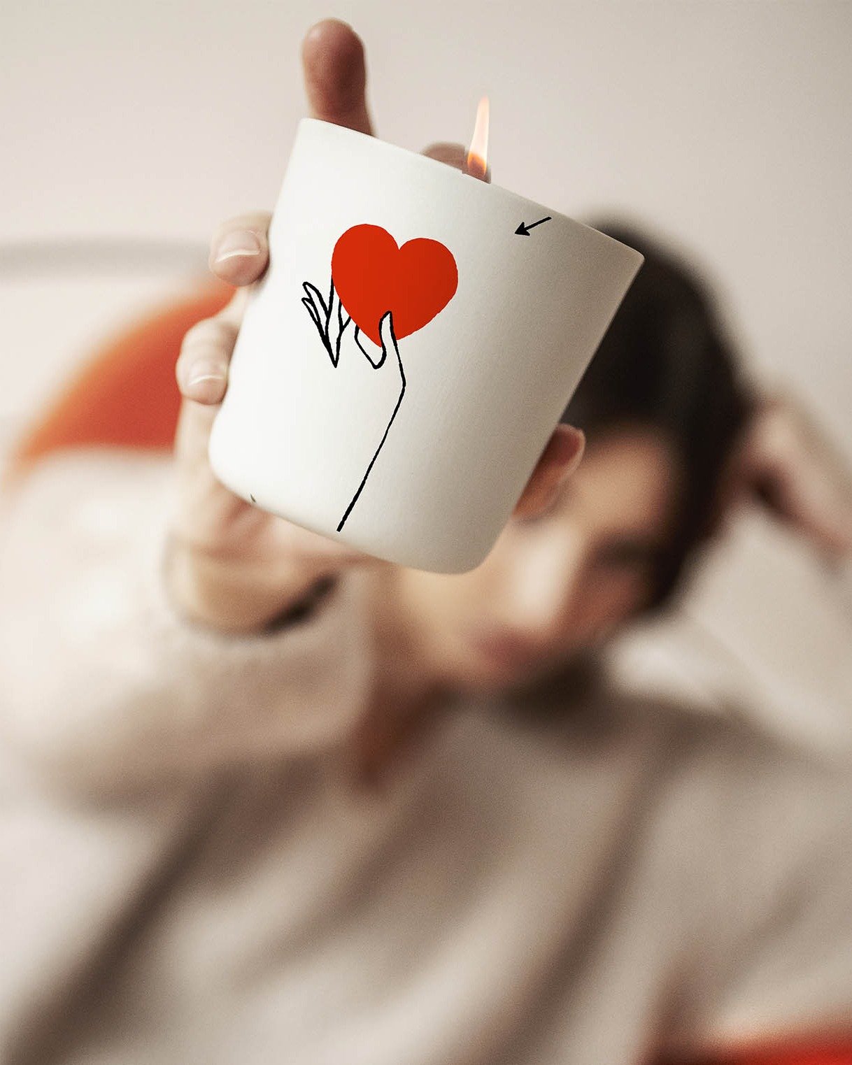 les bougies x ❤️petites luxures!!❤️
Sp&eacute;cialement pour les f&ecirc;tes, un tirage en linogravure sign&eacute; de la main de &ldquo;petites luxures&rdquo; sera joint &agrave; la bougie!

Disponibles dans sept combinaisons diff&eacute;rentes de t